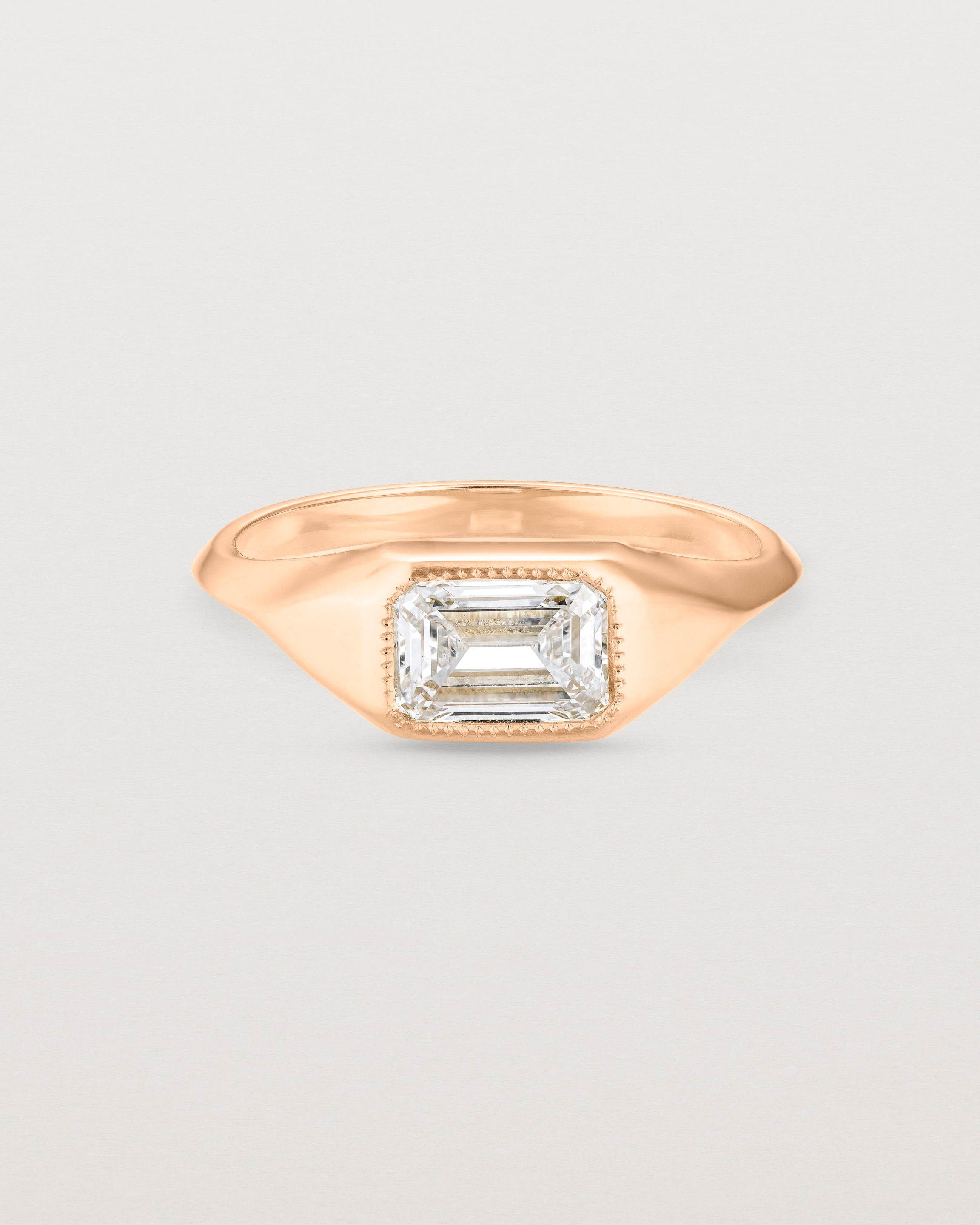 Front view of the Átlas Emerald Signet | Laboratory Grown Diamond in rose gold with a polished finish. _label: Polished Finish Example