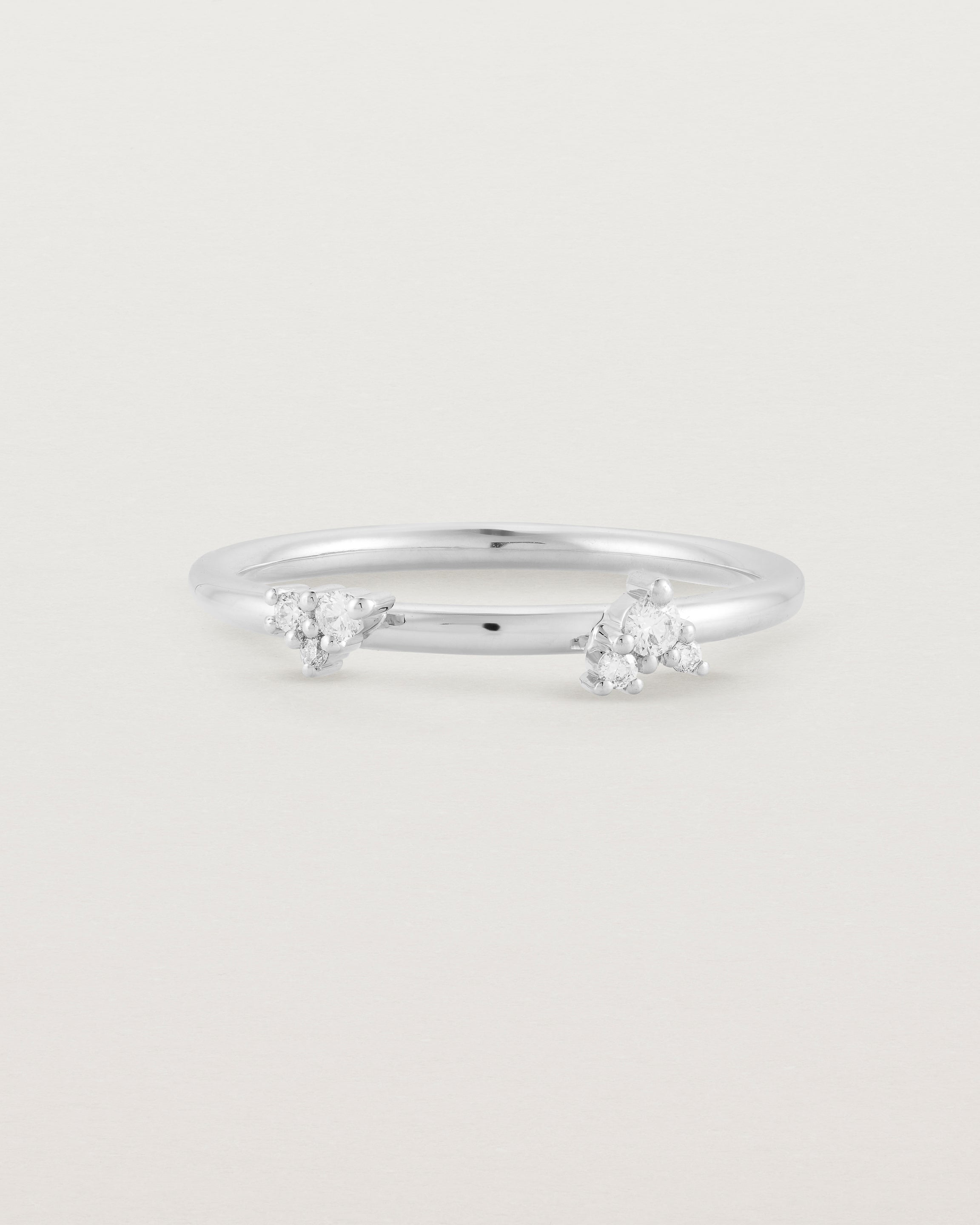 Front view of the Della Cluster Ring | Diamonds | White Gold.
