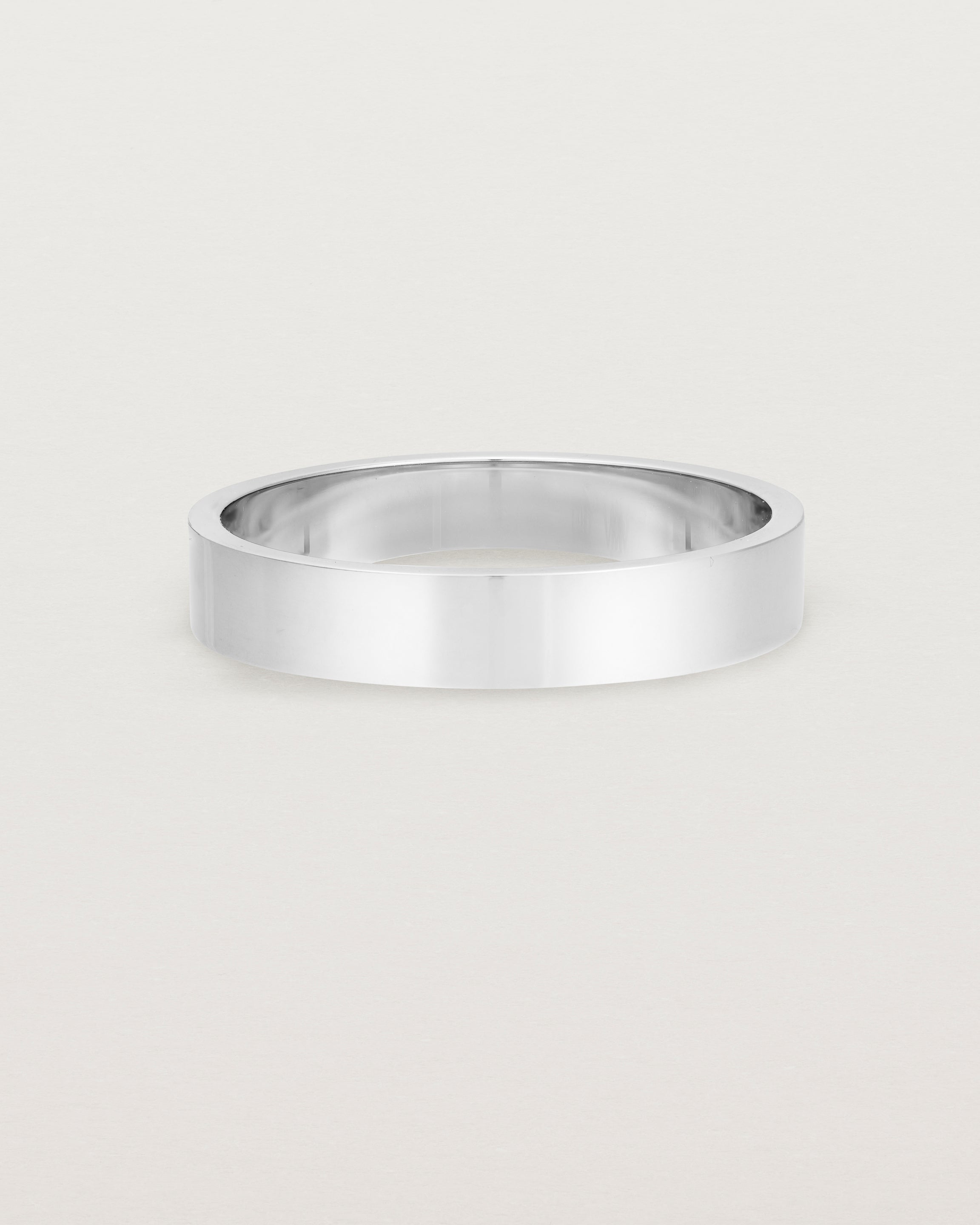 Sterling Silver 4mm Flat w/ Step Edge Band Ring Sterling Silver 4mm Flat w/ Step Edge Band Ring