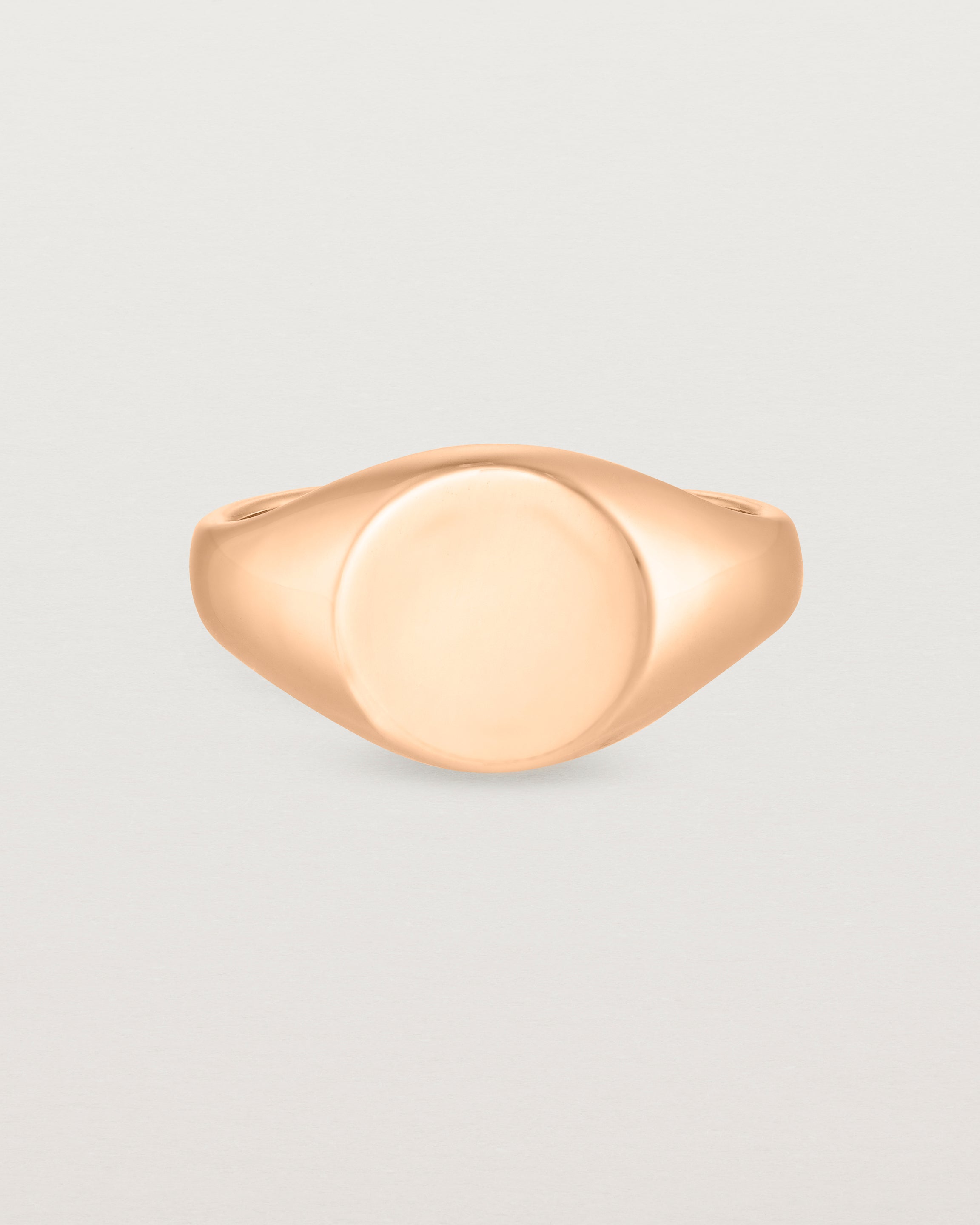 Front view of the Kian Signet Ring | Rose Gold.