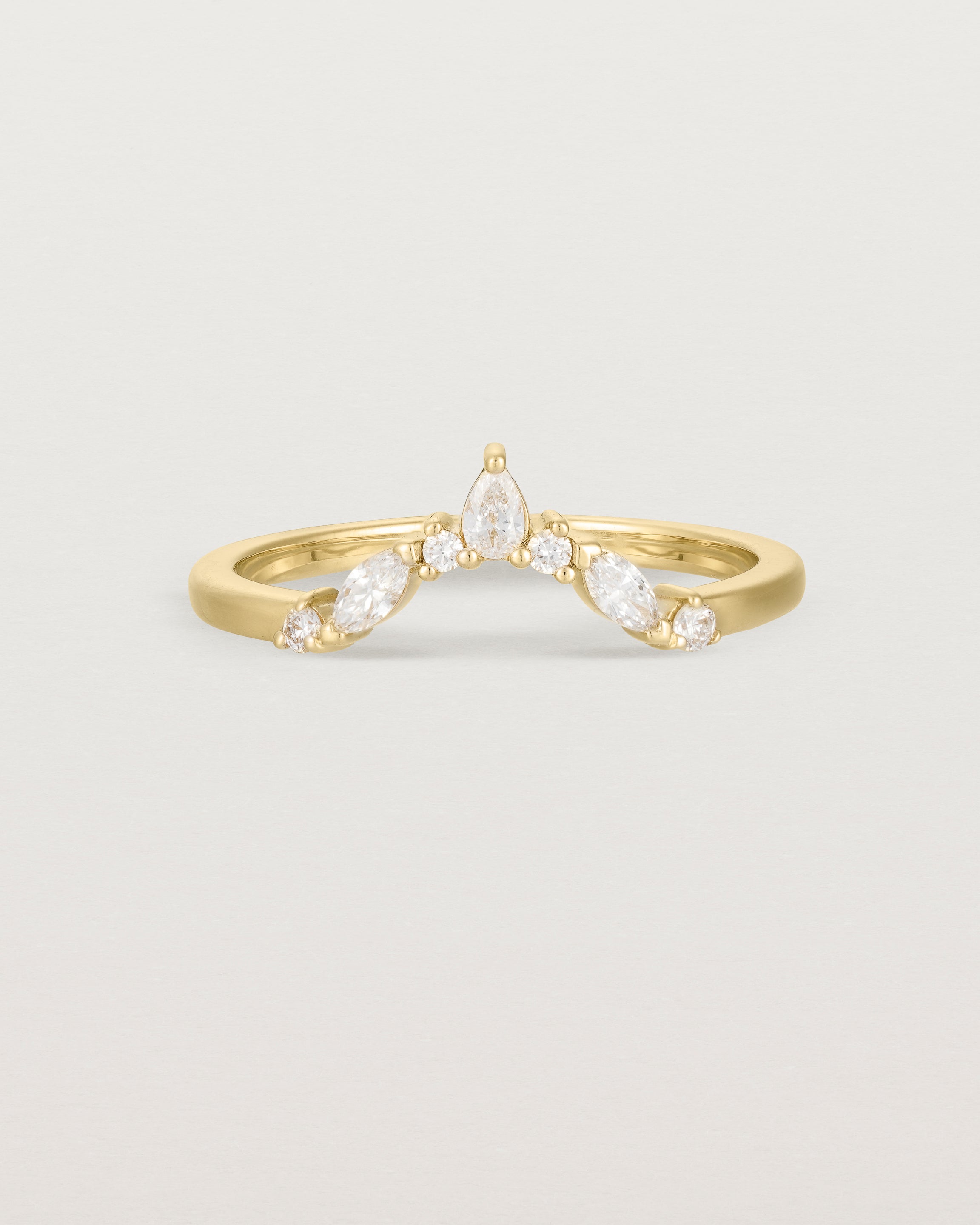 Front view of the Meia Crown Ring | Fit Ⅱ | Yellow Gold.