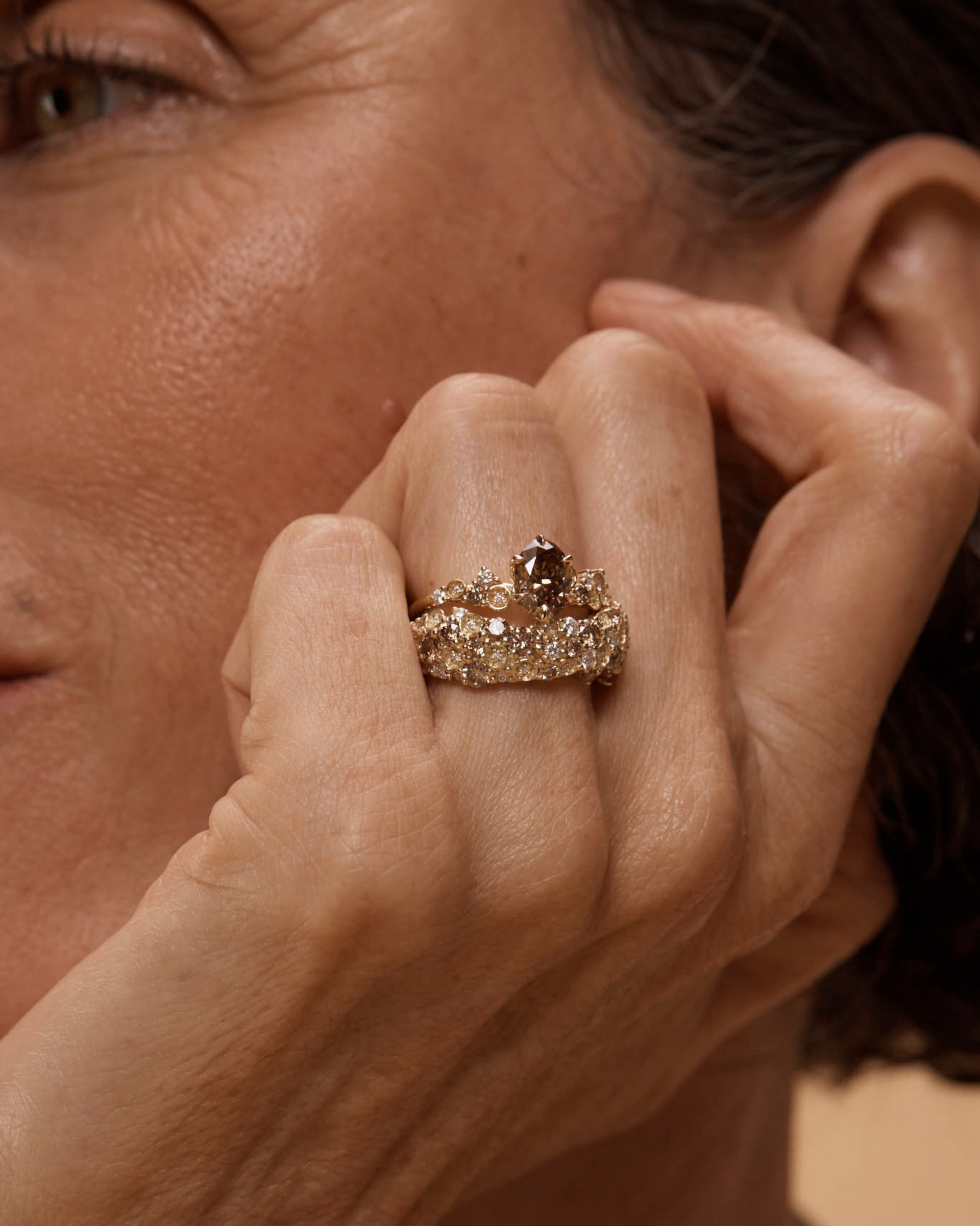Inara Eternity Ring | Champagne & White Diamonds