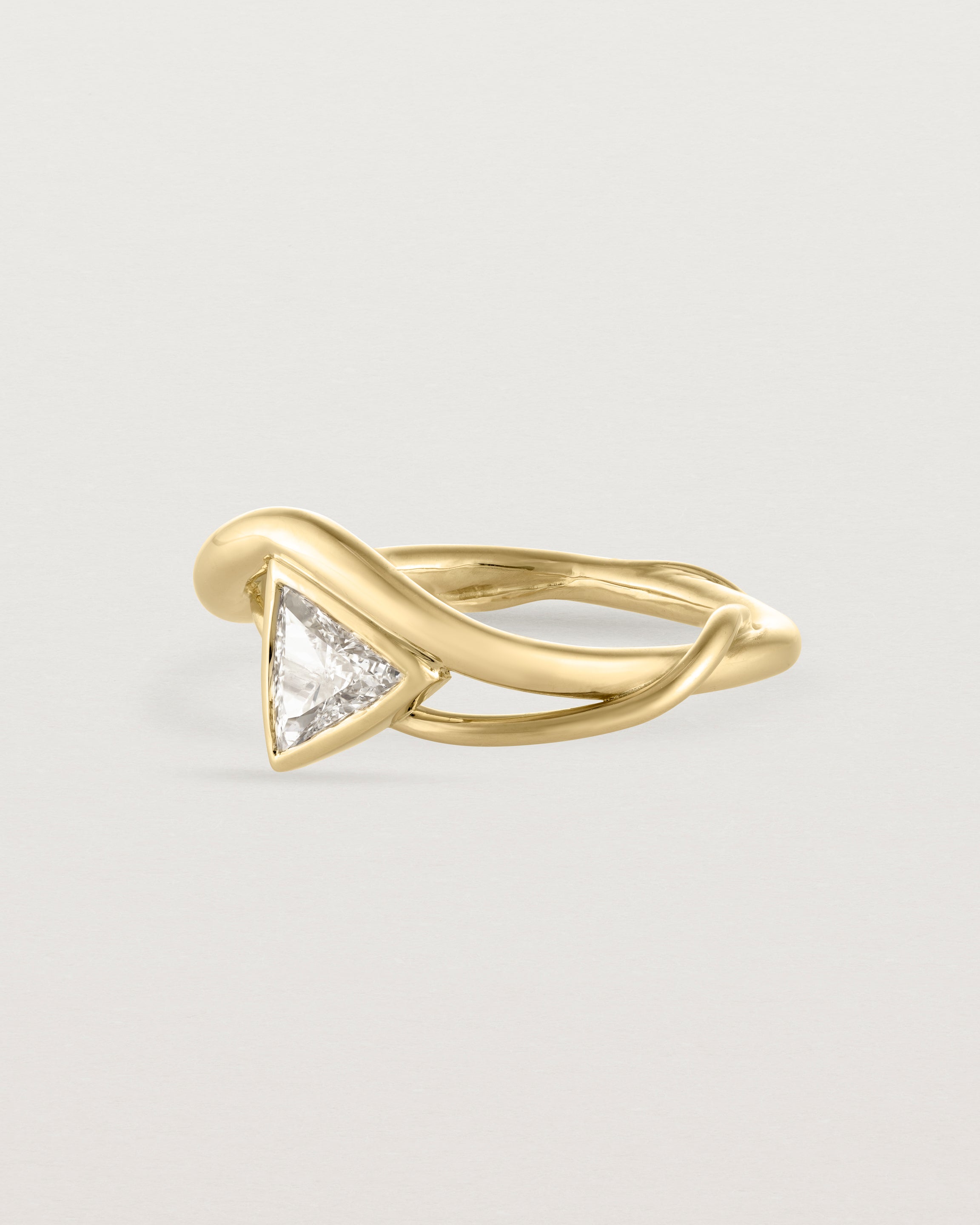 Angled view of the Calla Ring | Diamond.