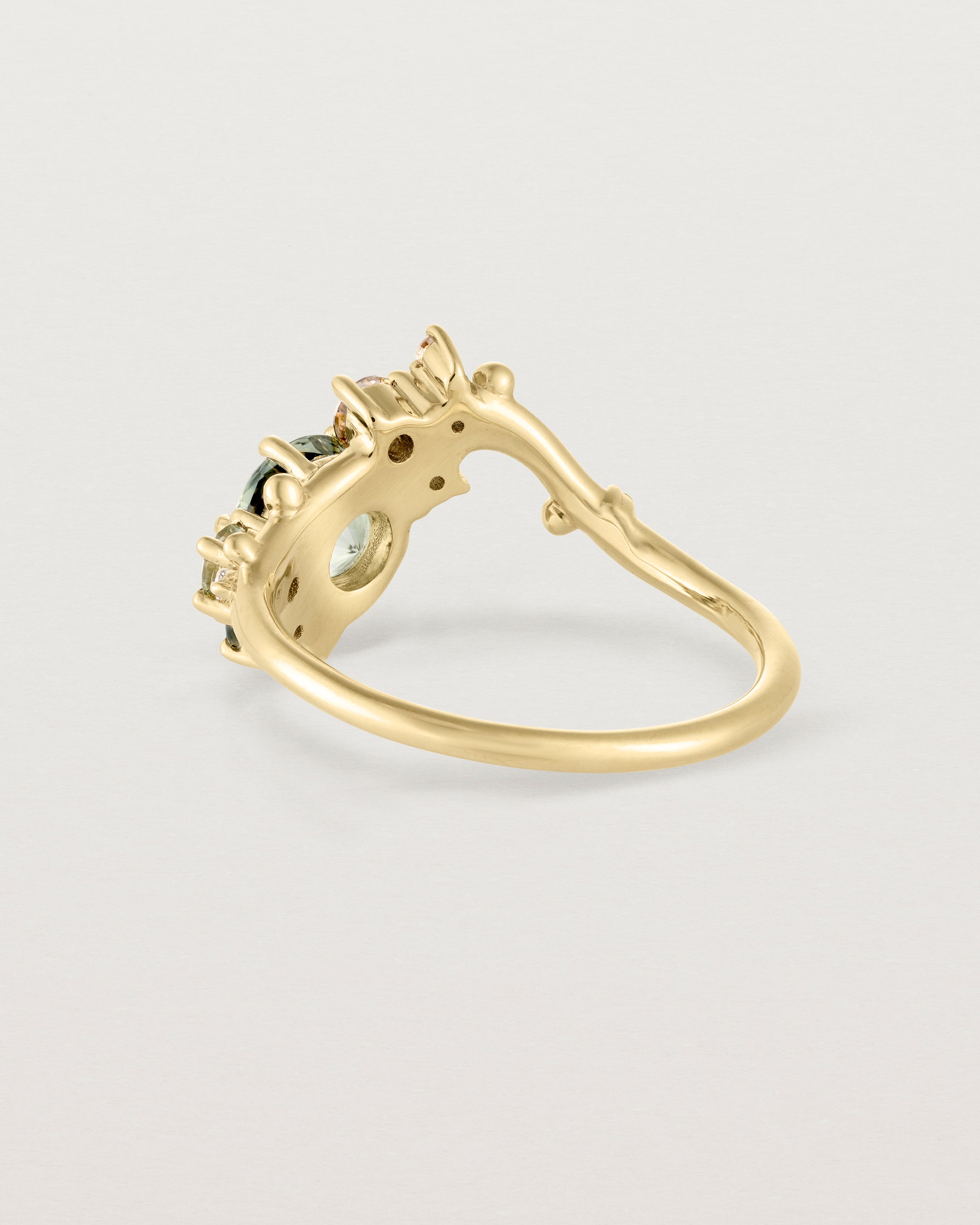 Back view of the Liana | Cluster Ring | SapphiresFront view of the Liana | Cluster Ring | Sapphires