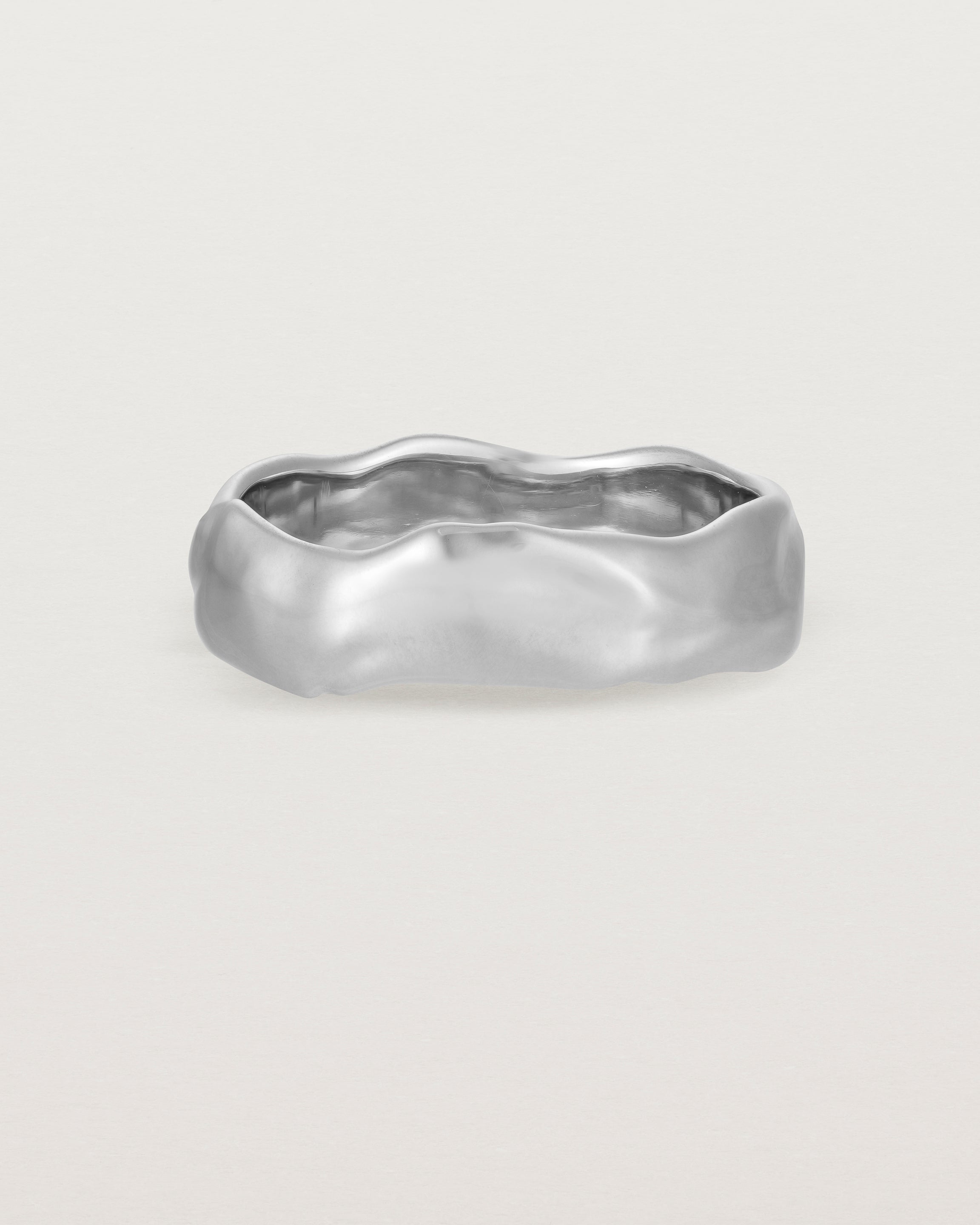 The Organic Wedding Ring | 6mm | White Gold.