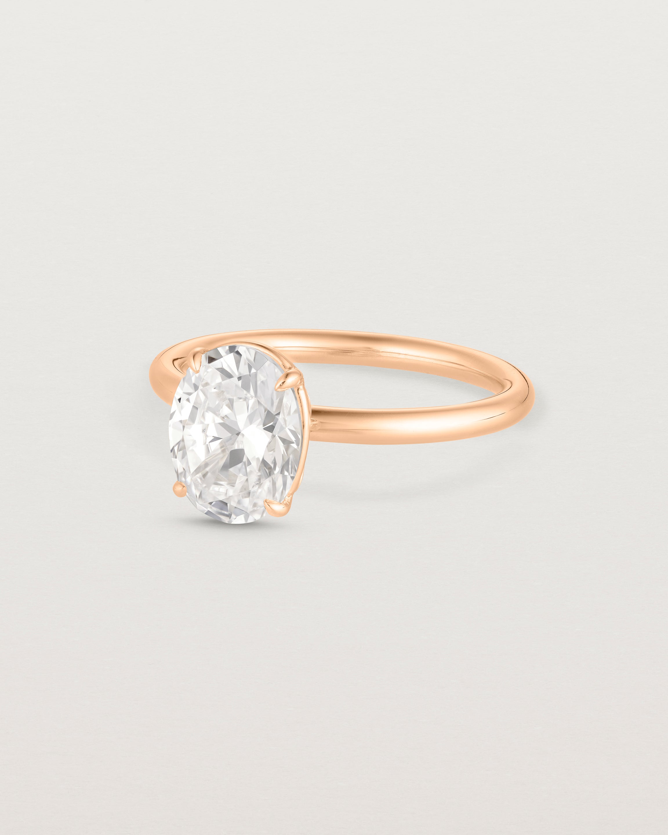 Tulip Oval Solitaire | Diamond