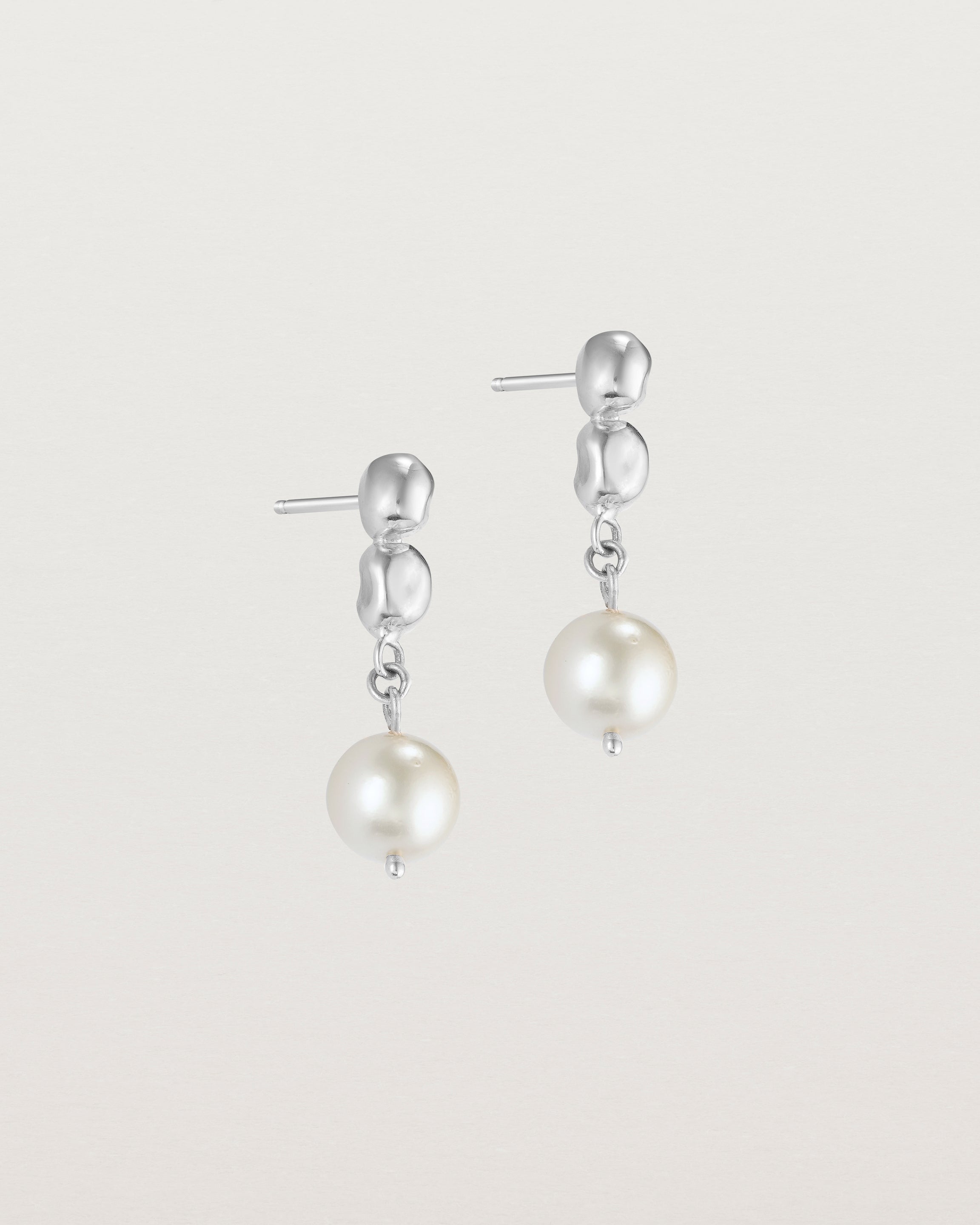 Us Earrings | Pearl
