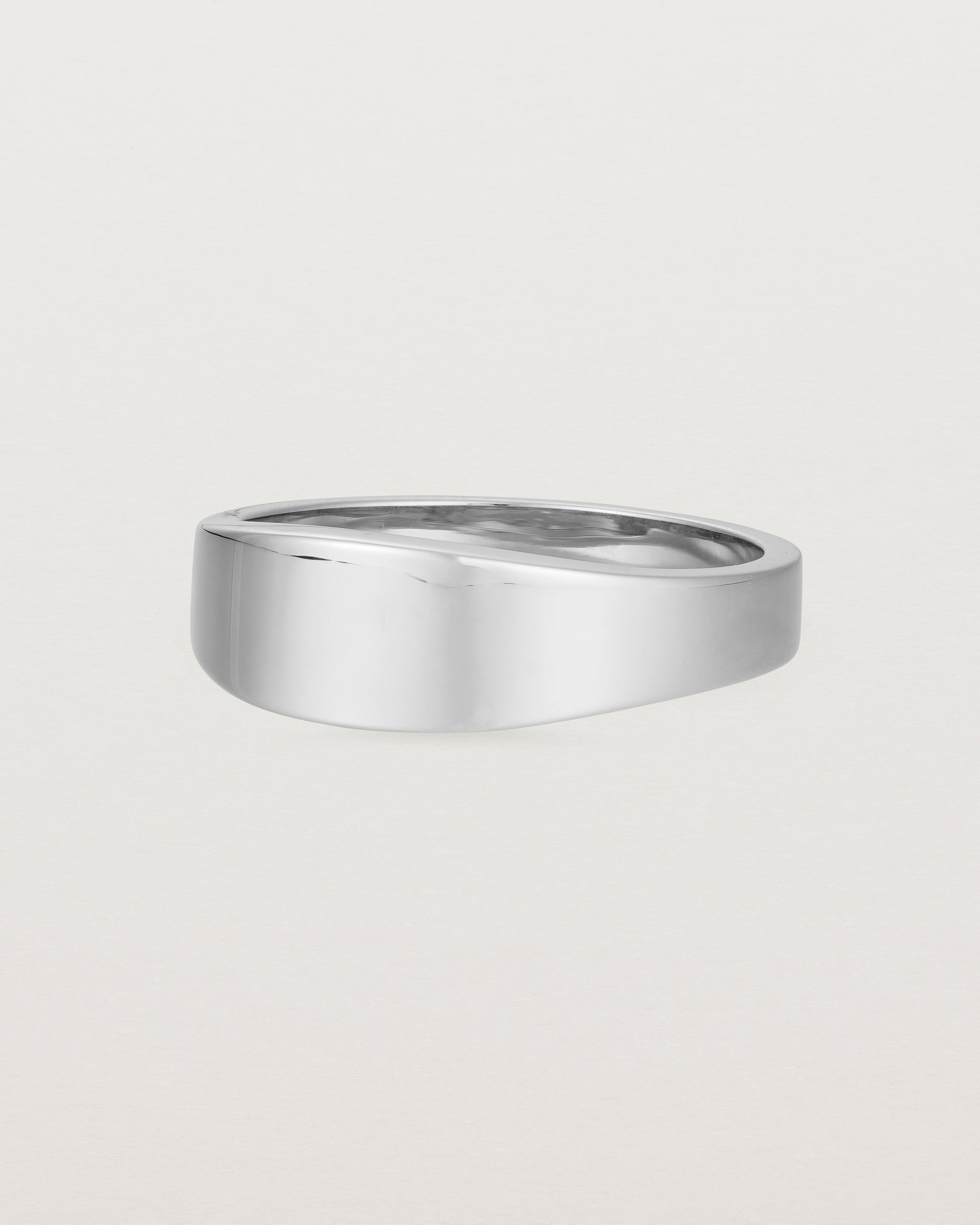 Angled view of the Amos Ring in White Gold.