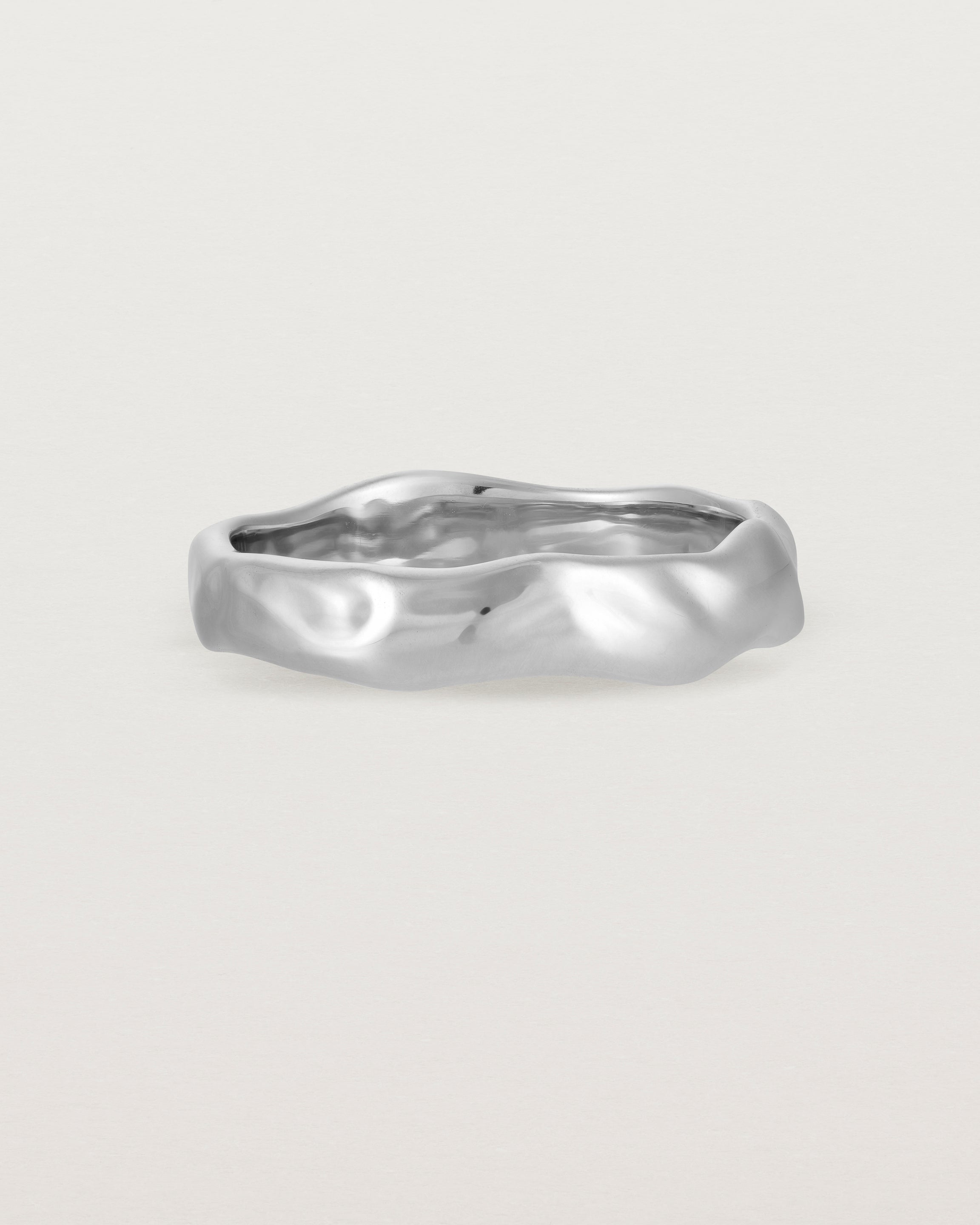 The Organic Wedding Ring | 4mm | White Gold. 