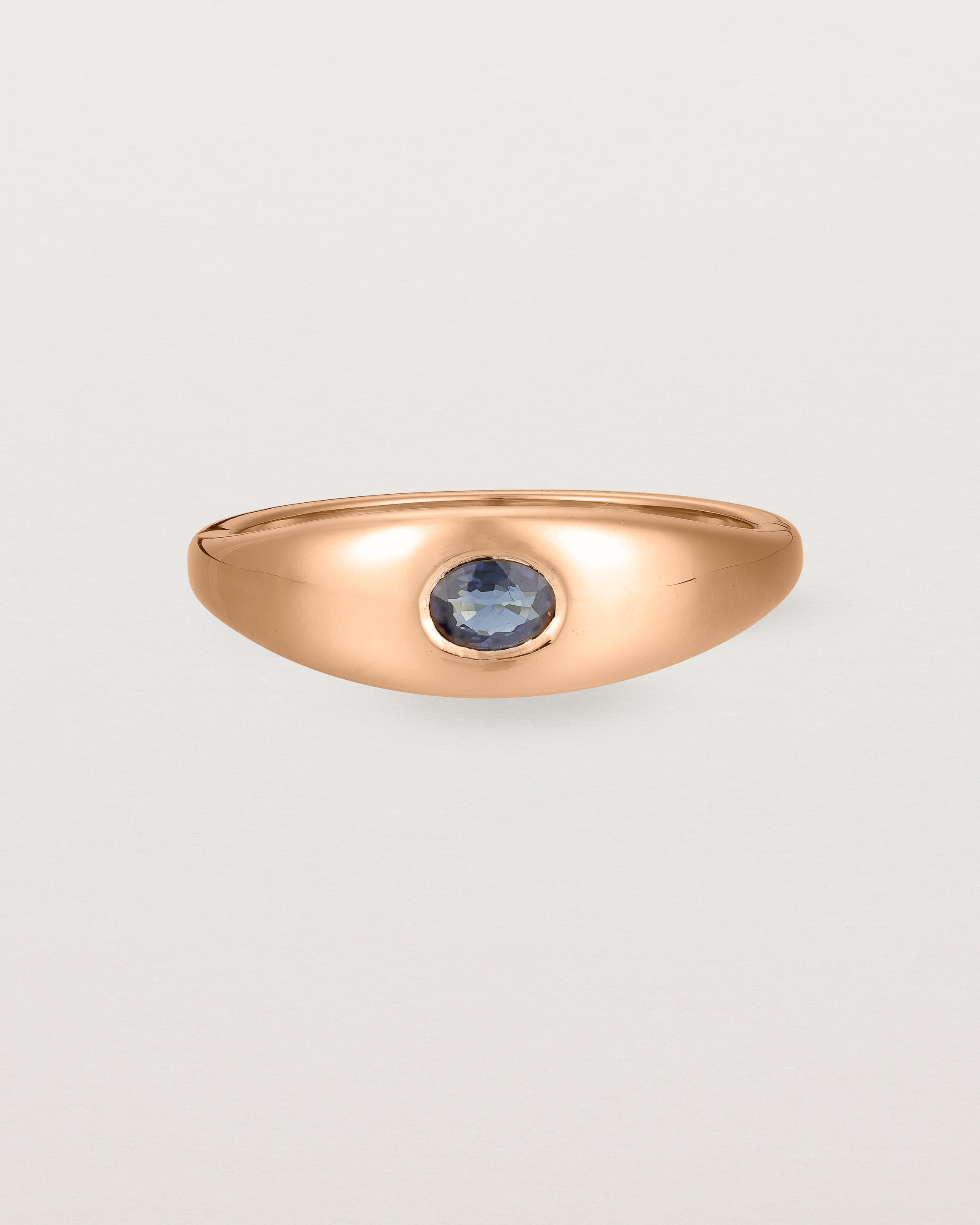 Front view of the Seule Single Ring | Australian Sapphire | Rose Gold.