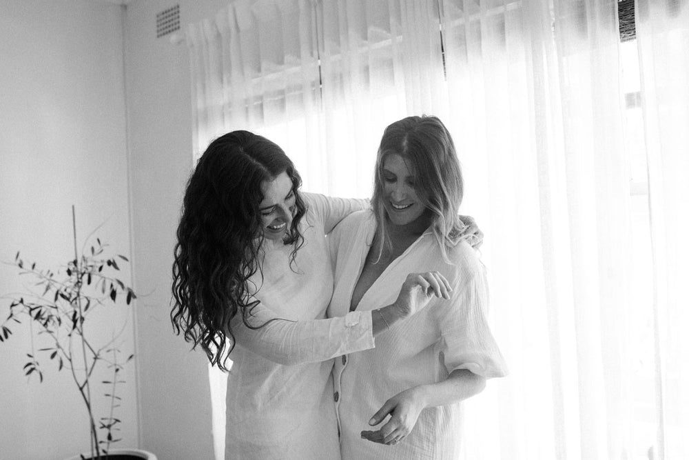 Bonded together for life | NMJ friends, Hanna and Dior