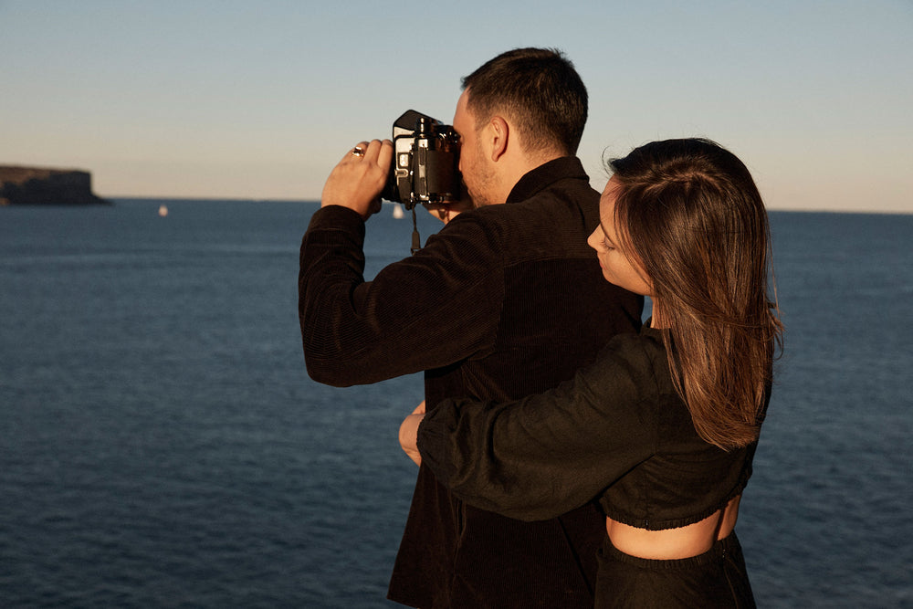 NMJ Lovers Tāne and Amy over looking the ocean in Sydney