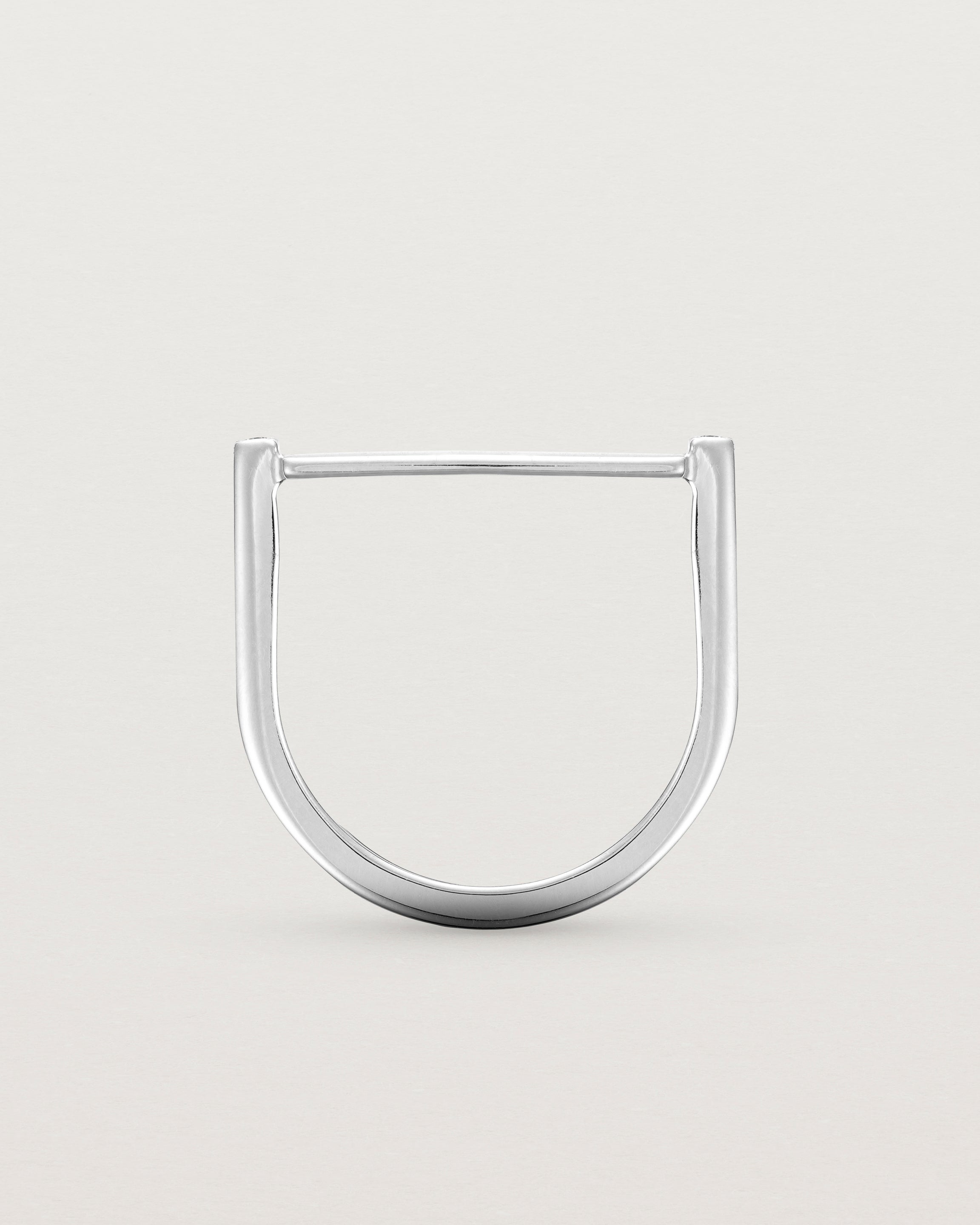 Standing view of the Antares Plate Ring | Diamonds | White Gold.