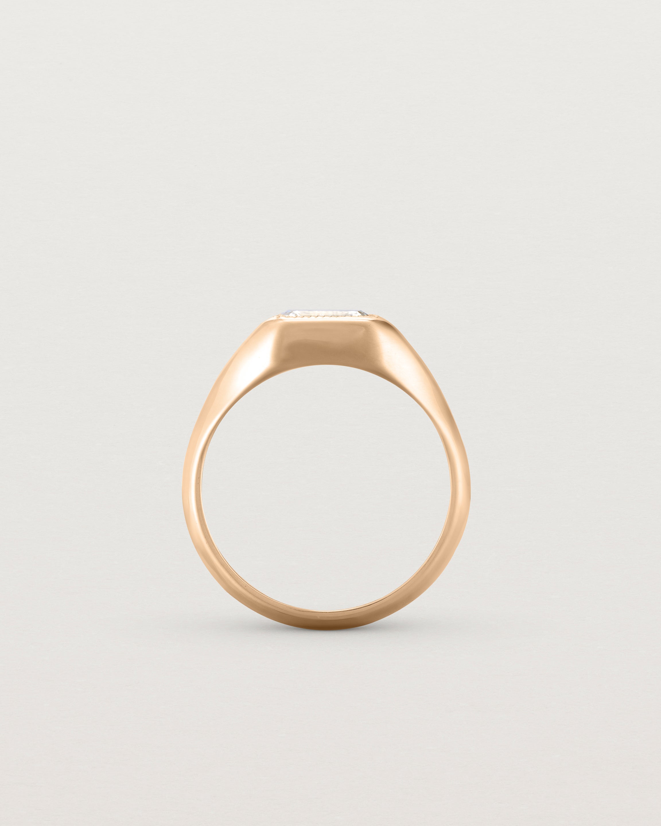 Standing view of the Átlas Emerald Signet | Laboratory Grown Diamond in rose gold with a polished finish.
