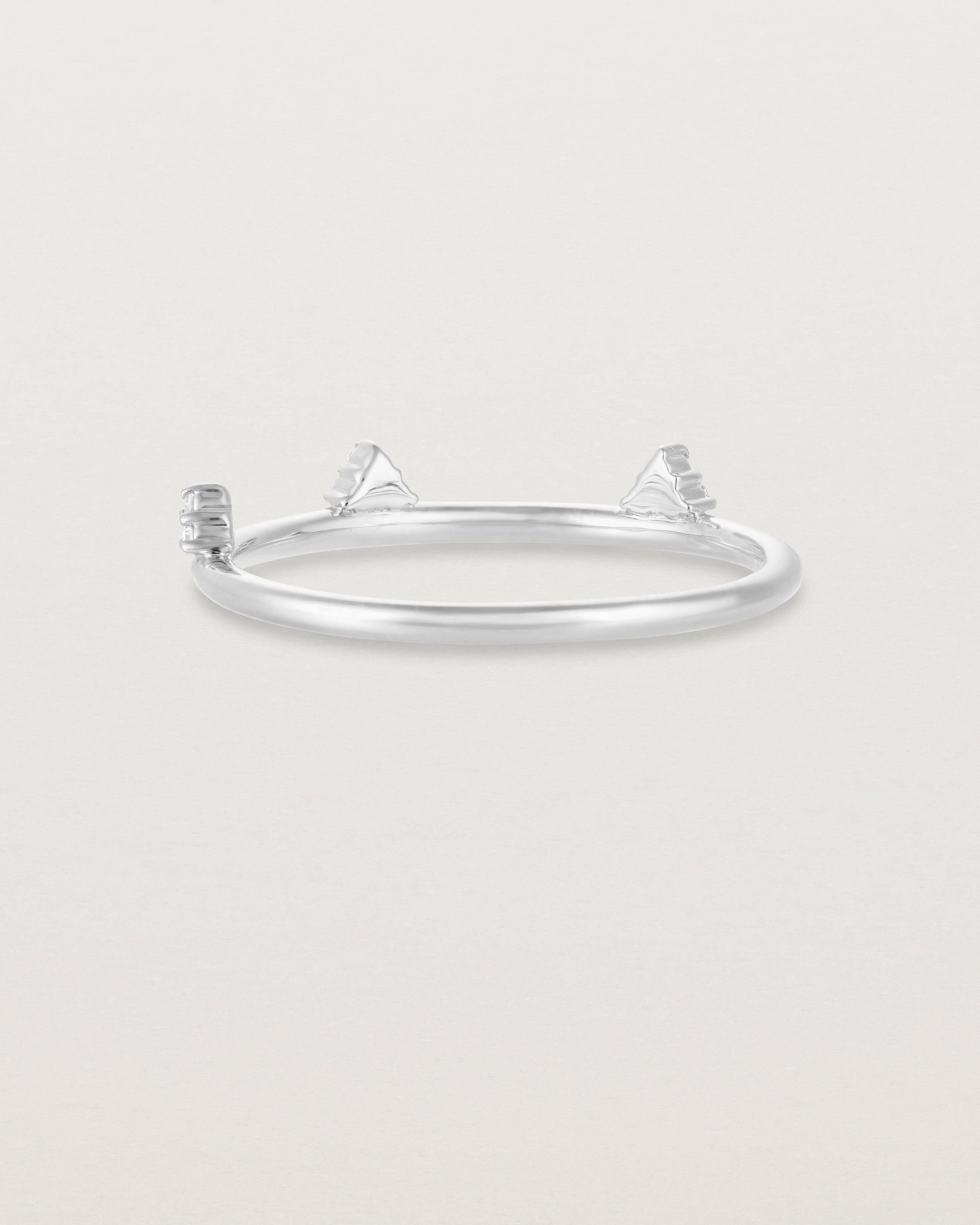 Back view of the Belle Ring | Diamonds in white gold.