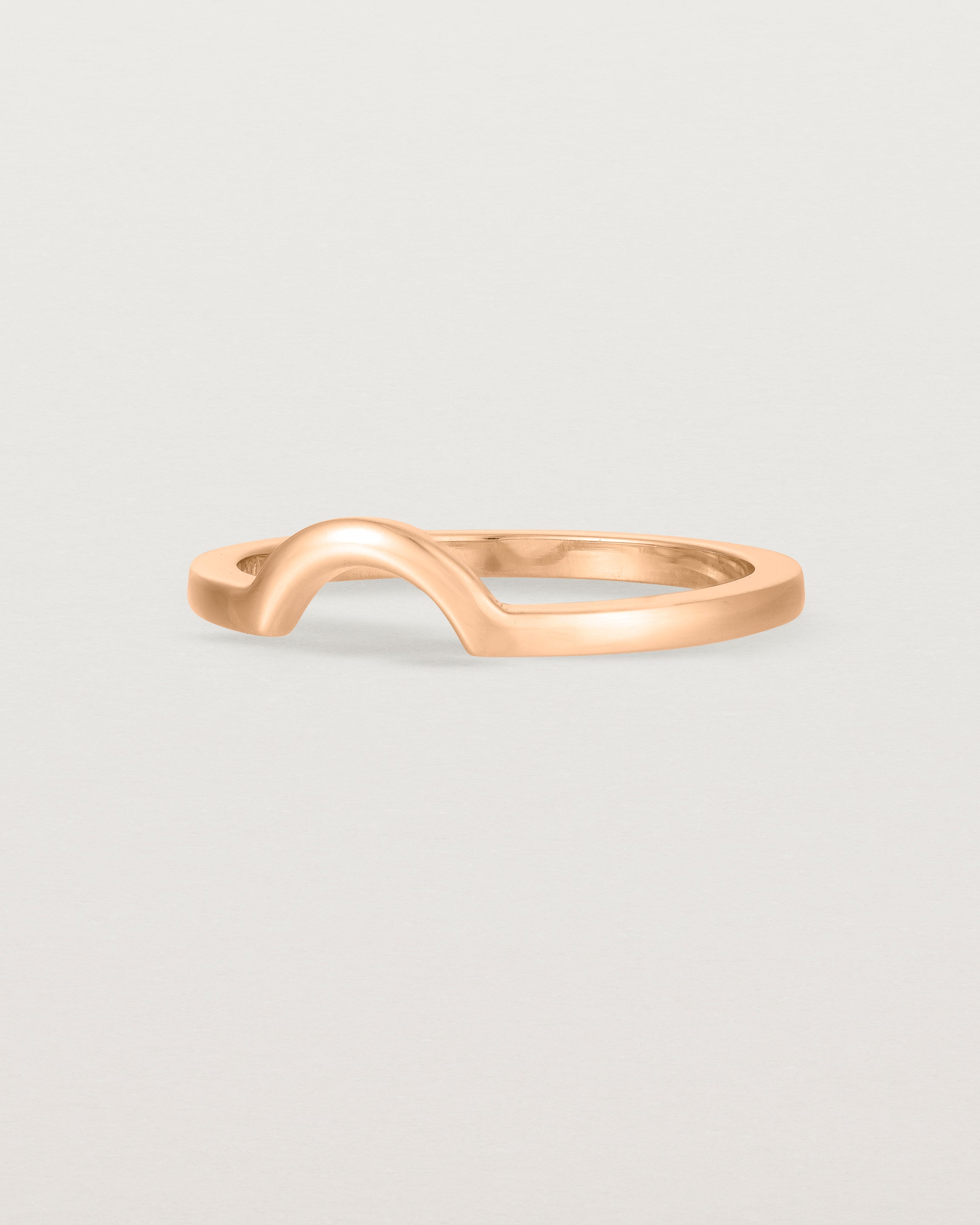A classic small arc crown ring crafted in rose gold