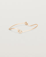 Front view of the Dà anam Bangle in rose gold.