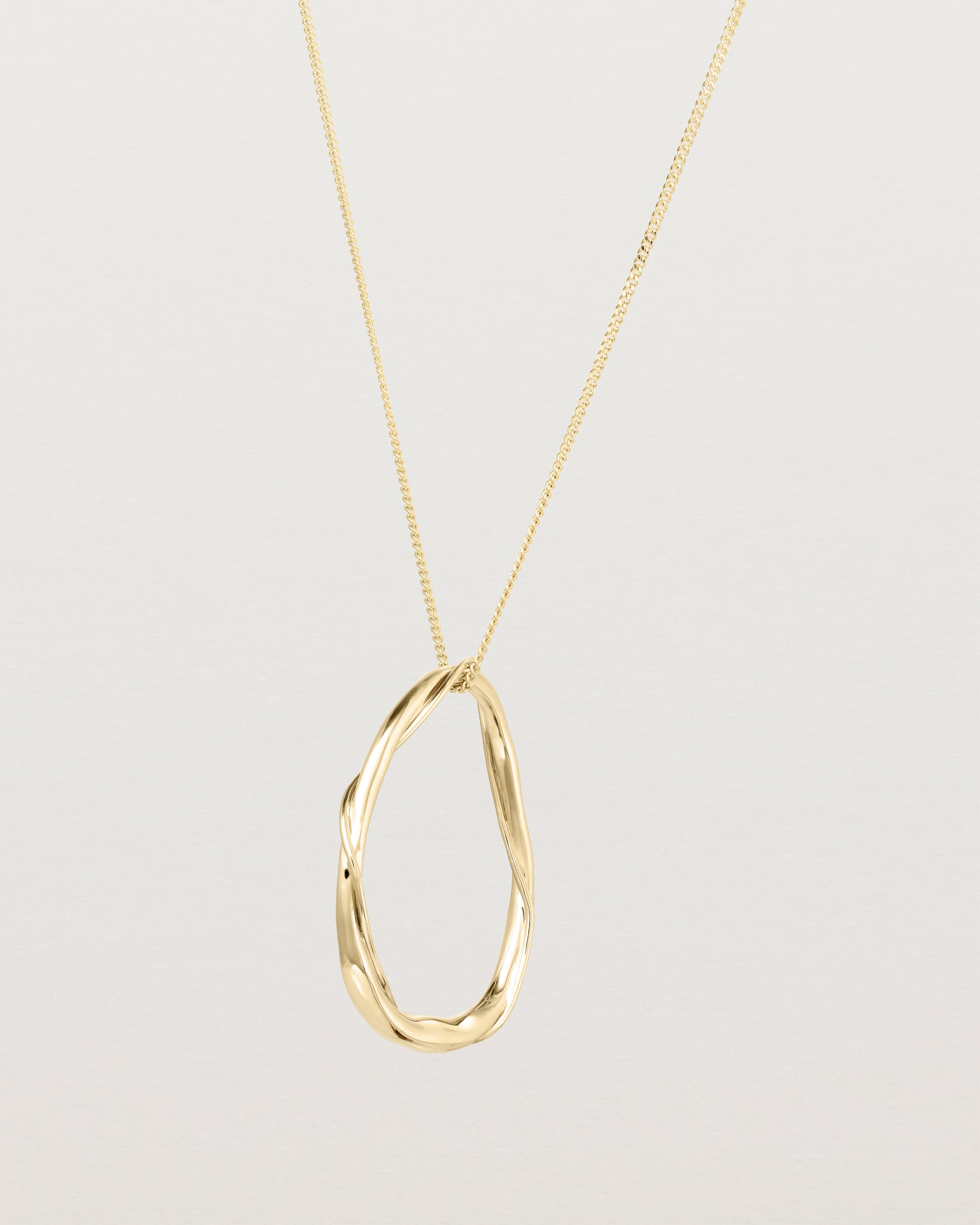 Dalí Necklace