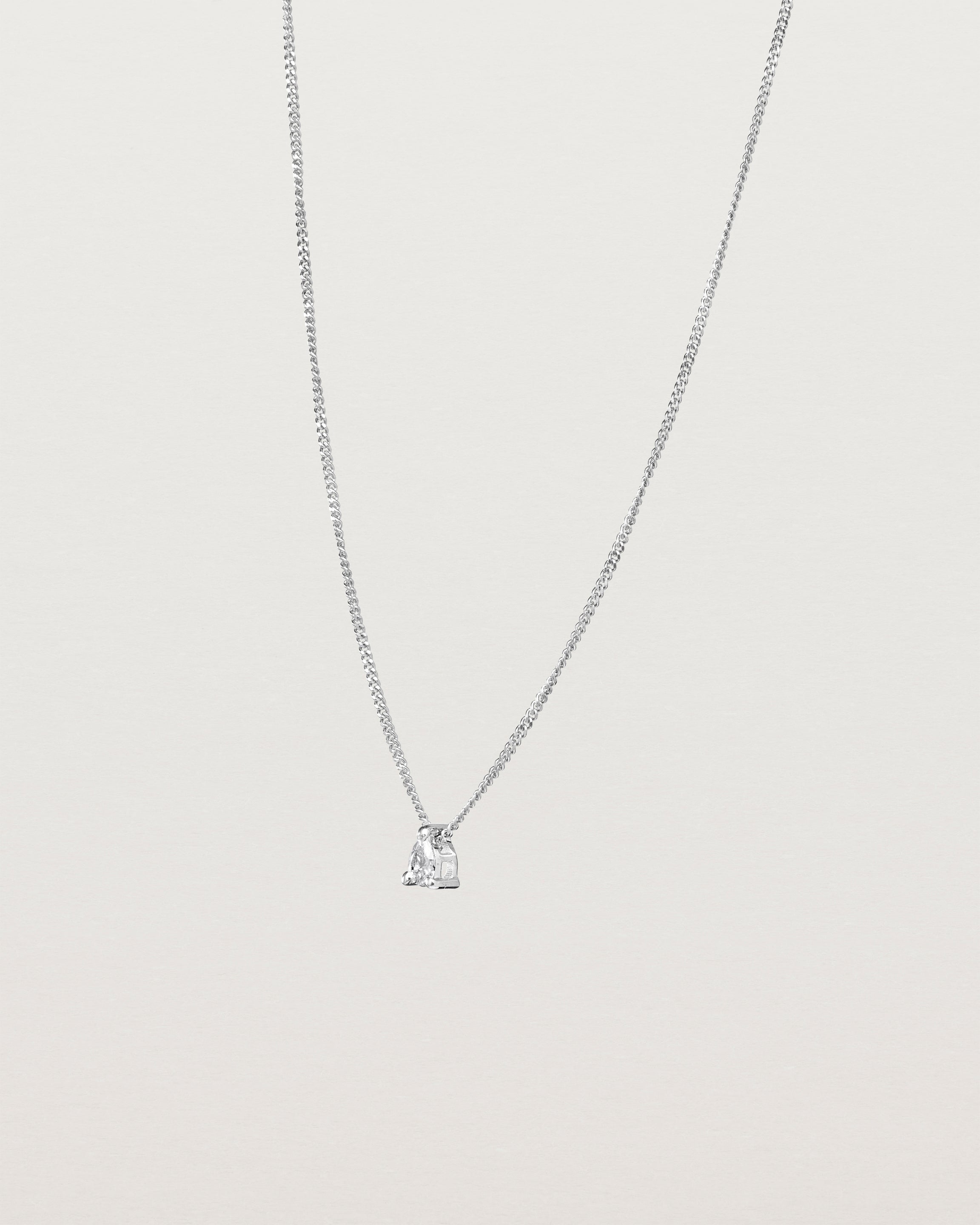 Angled view of the Danaë Slider Necklace | Diamond in white gold.