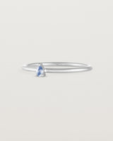 Angled view of the Danaë Stacking Ring | Sapphire in white gold.Front view of the Danaë Stacking Ring | Sapphire in white gold.