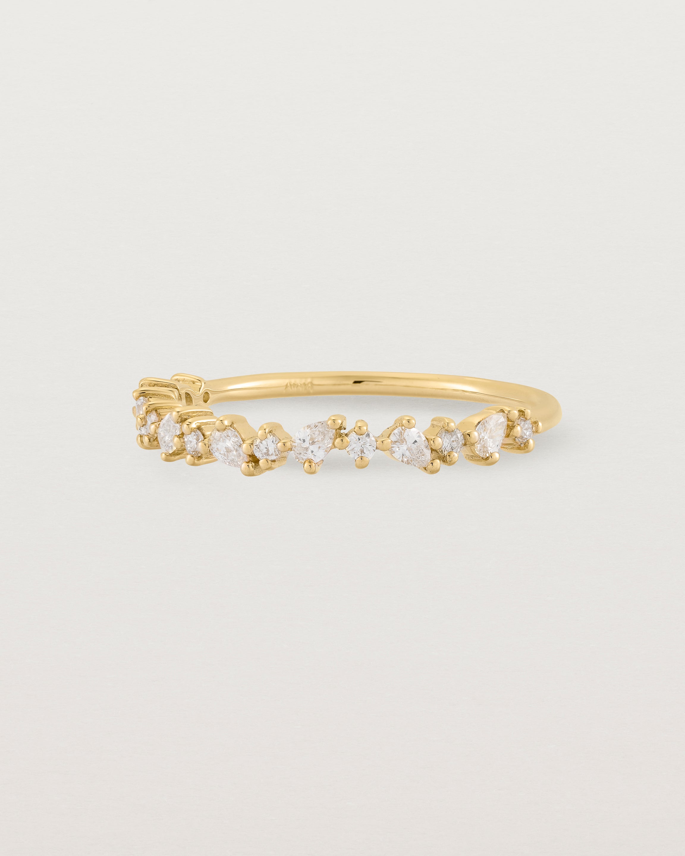Angled view of the Edei Ring | Diamonds in Yellow Gold.