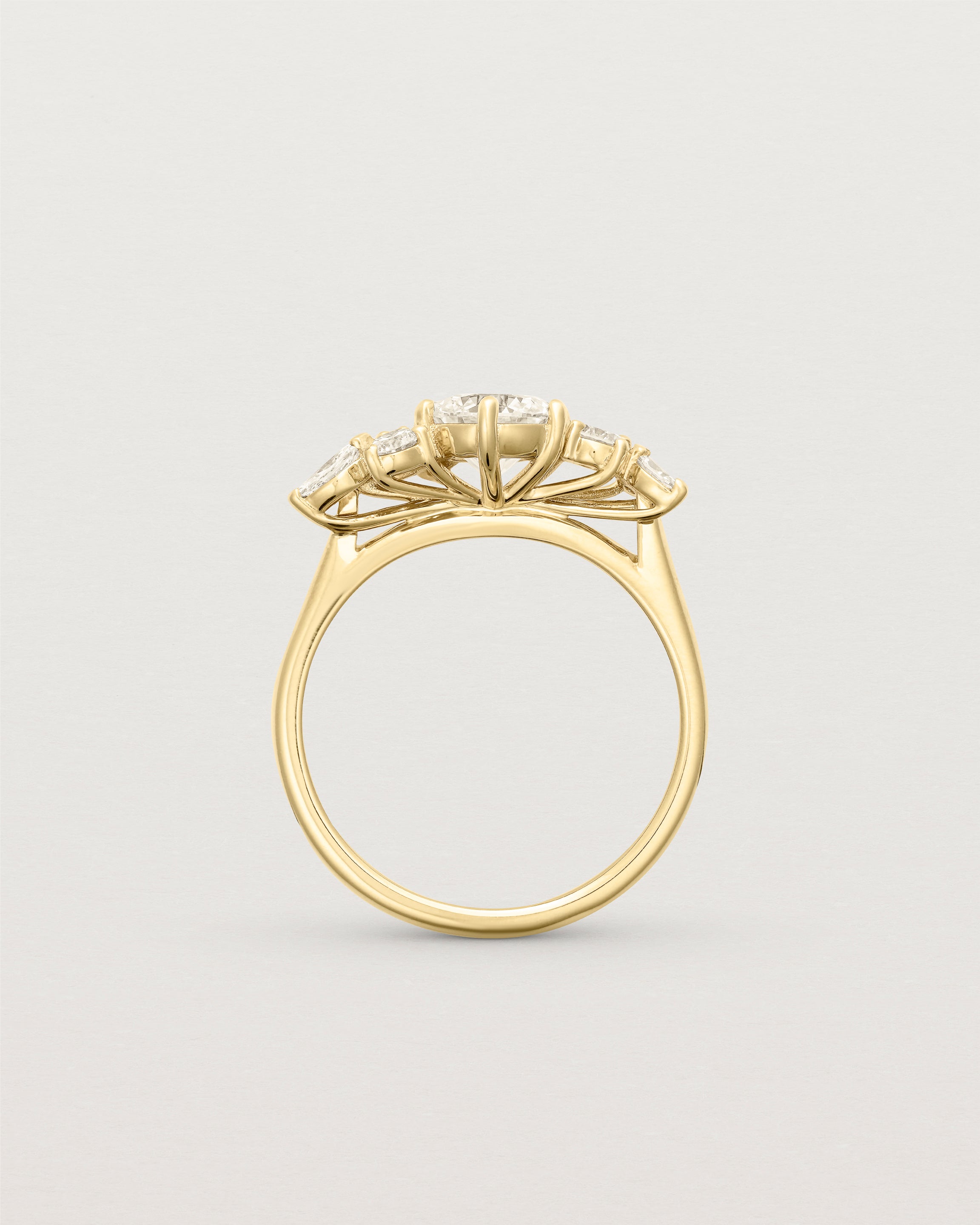 Fara Cluster Ring | Laboratory Grown Diamonds