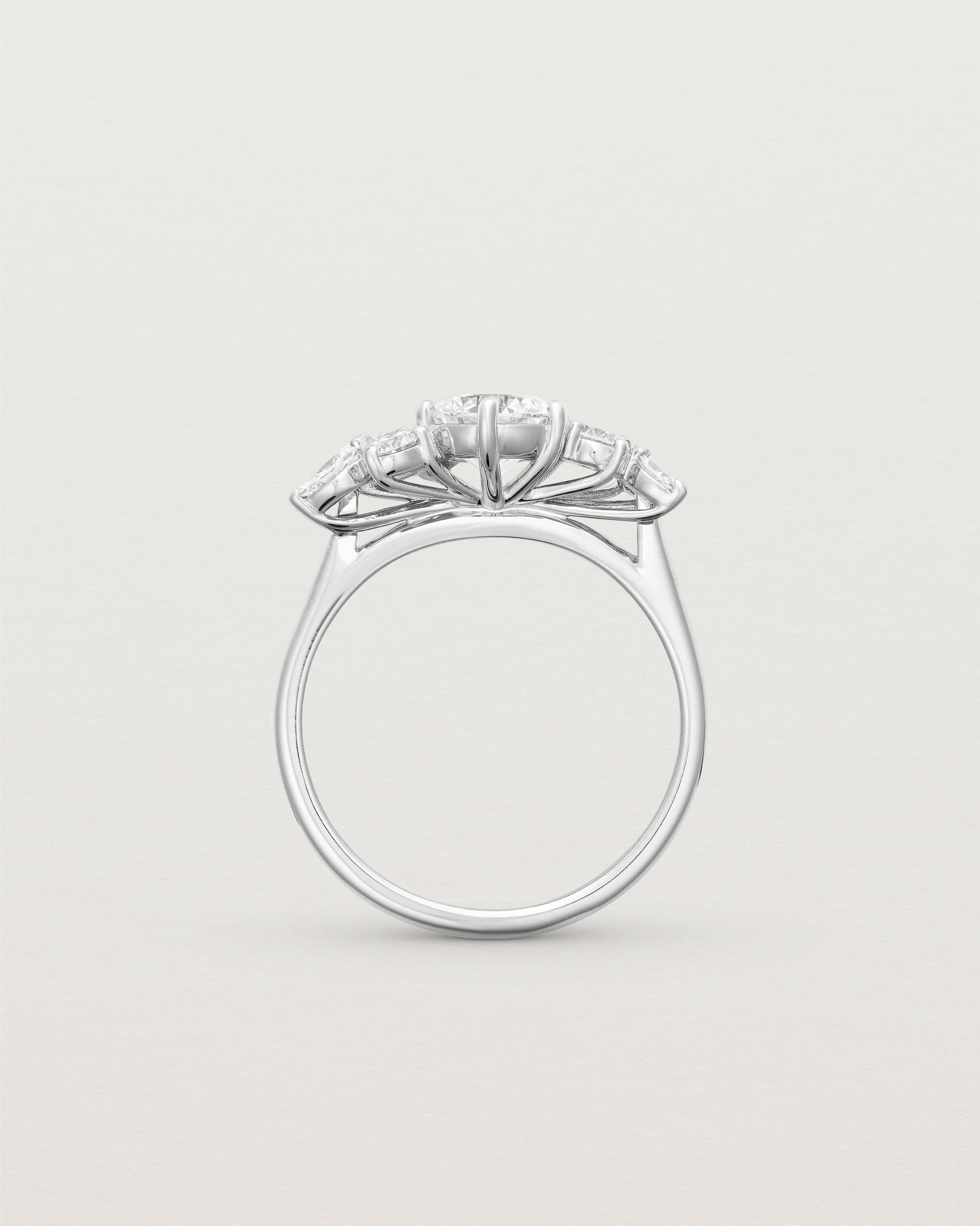 Fara Cluster Ring | Laboratory Grown Diamonds