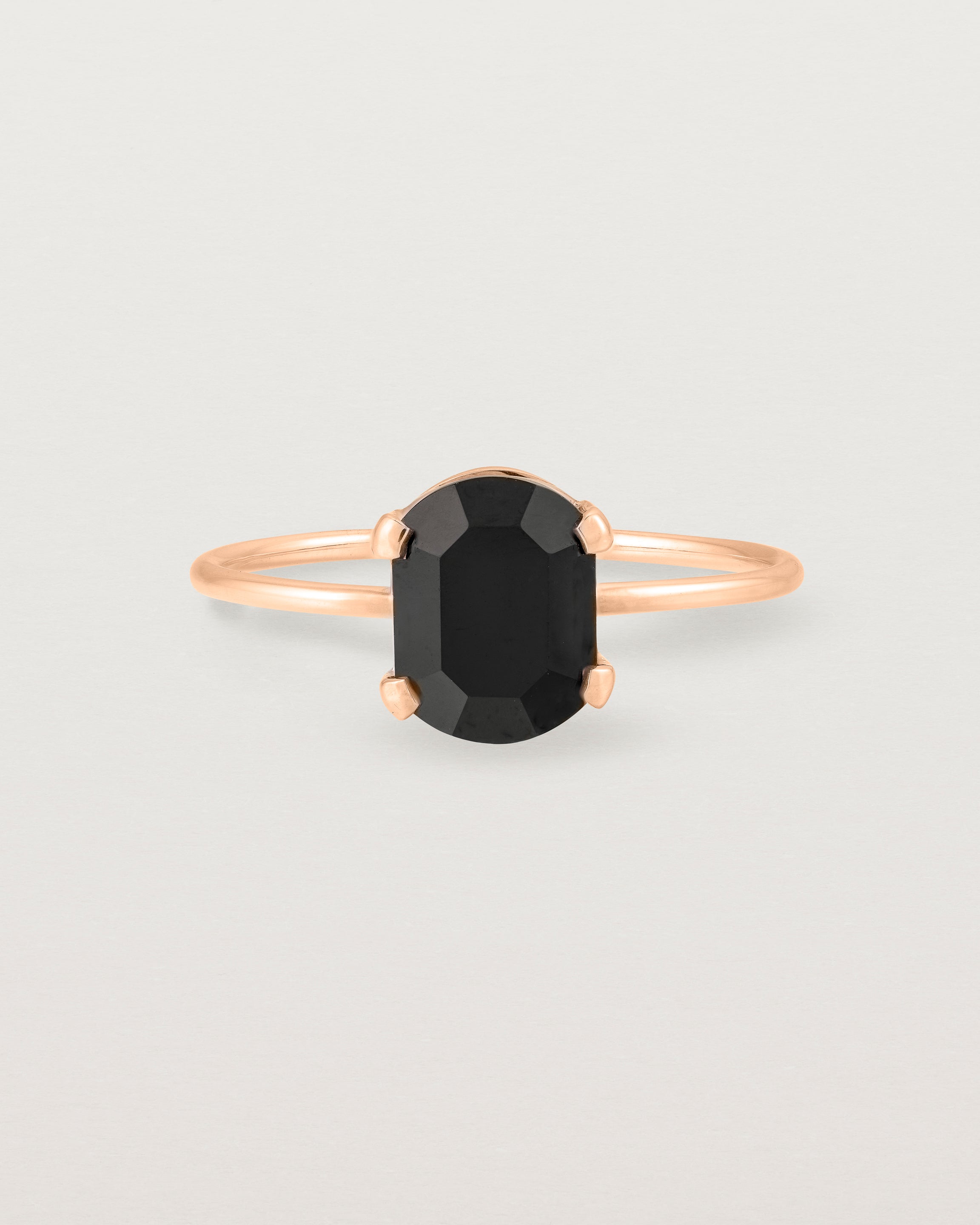 Front view of the Fei Ring | Black Spinel in Rose Gold.