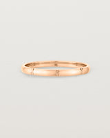 Front view of the Grain Wedding Ring | 2mm | Rose Gold.