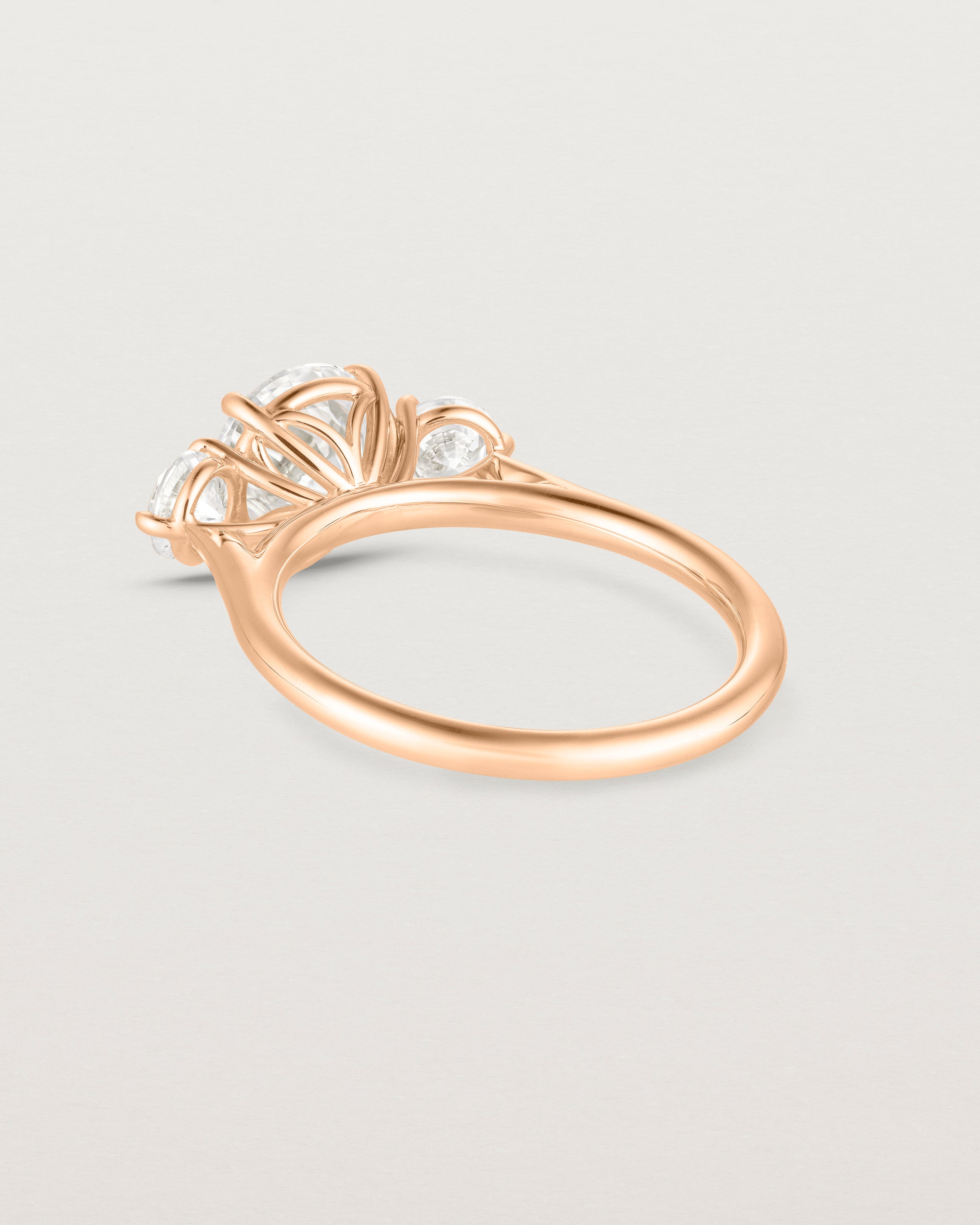 Tulip Round Trio | Diamond