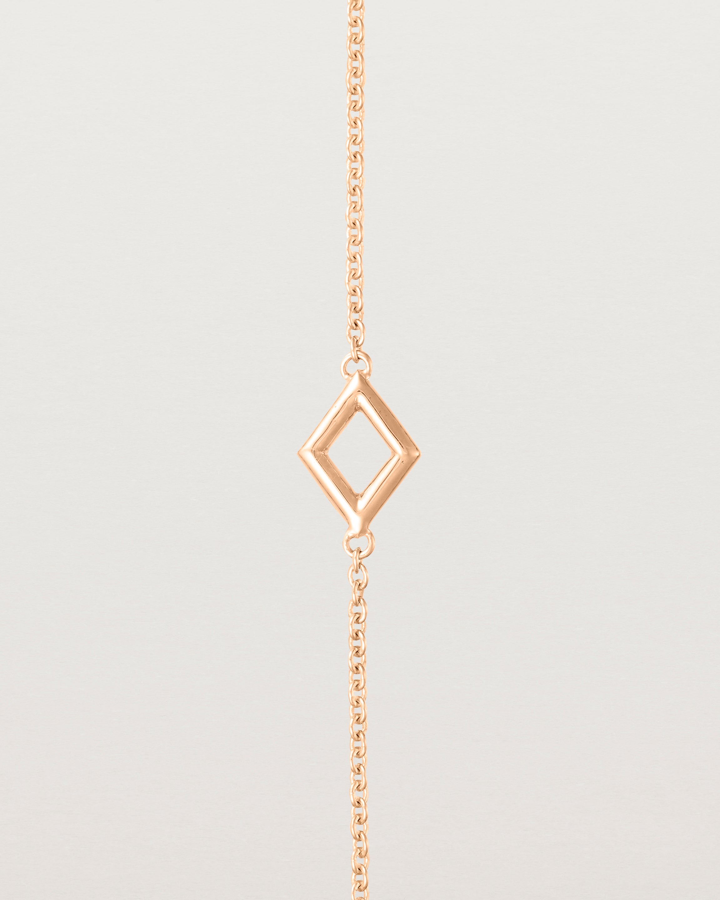 Close up of the Nuna Bracelet in rose gold.