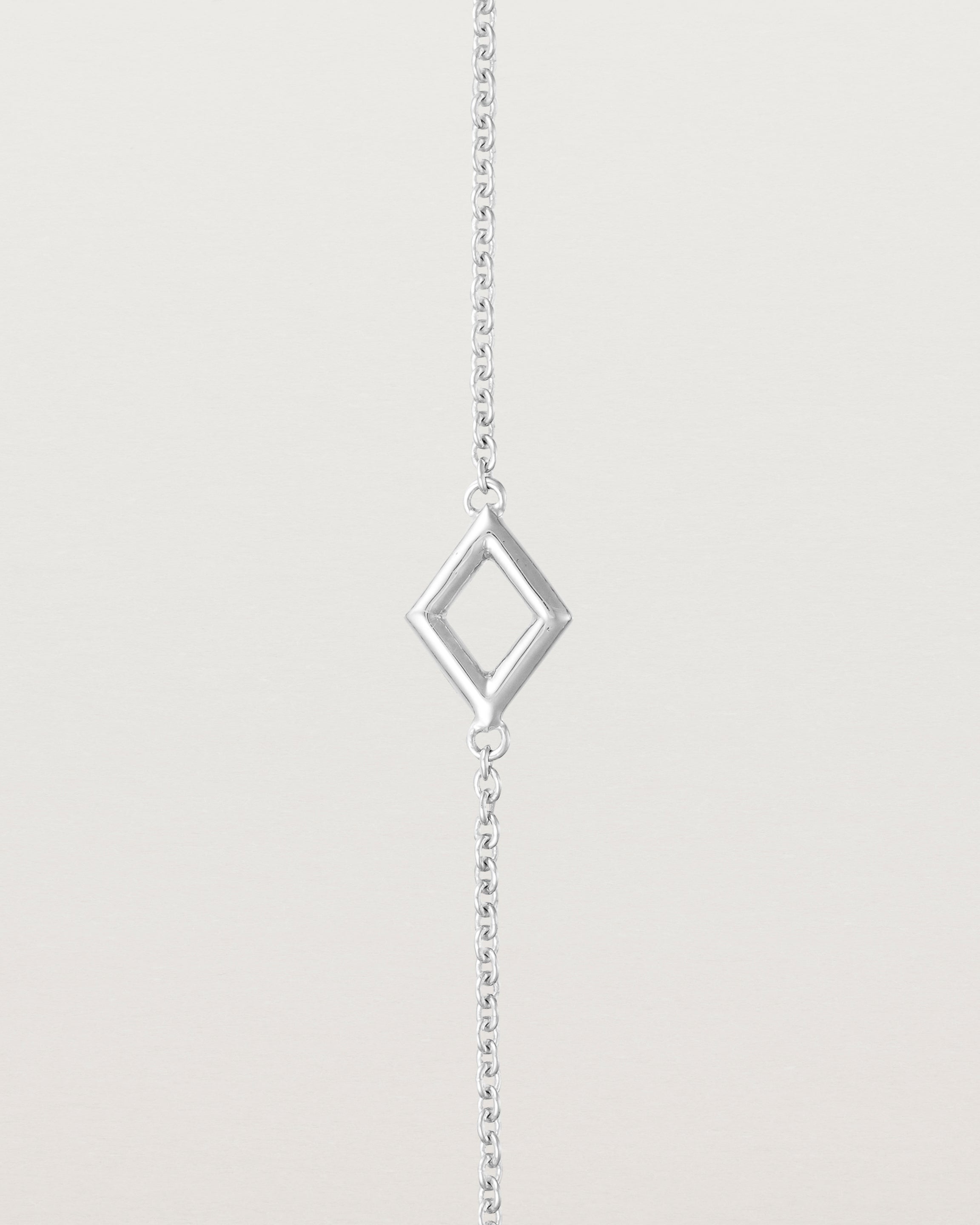 Close up view of the Nuna Bracelet in sterling silver.