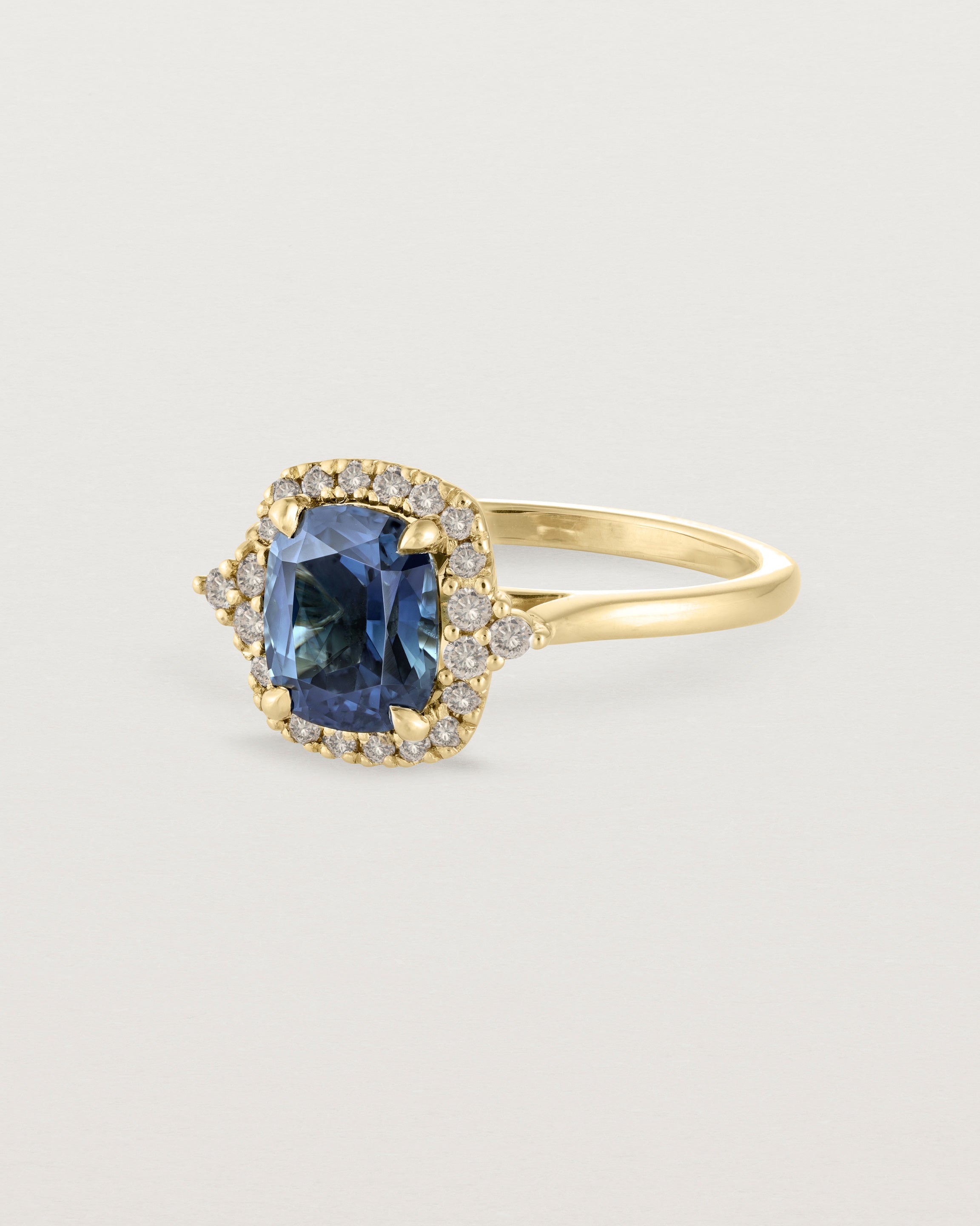Angled view of the Winona | Cluster Ring | Sapphire
