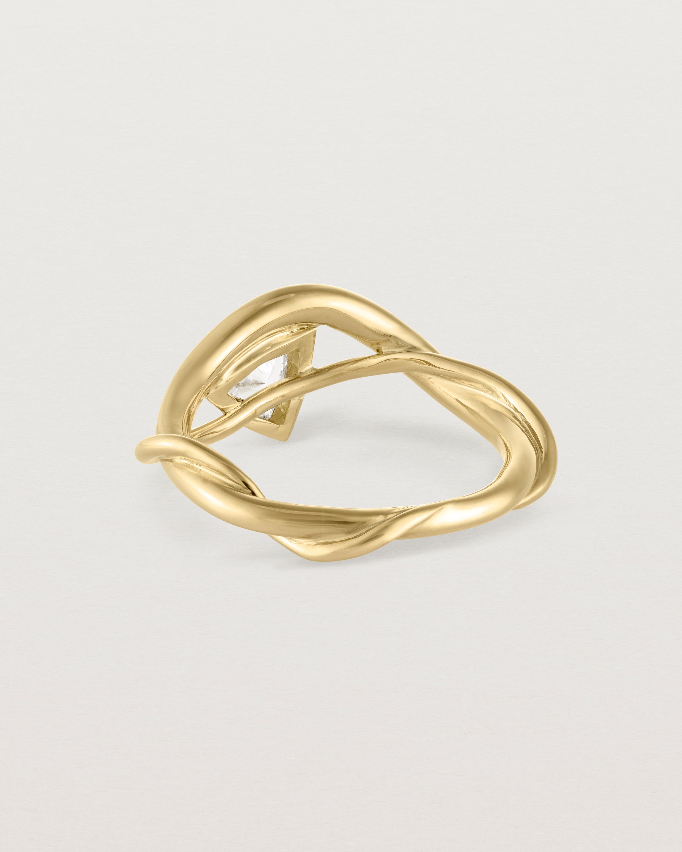 Back view of the Calla Ring | Diamond.