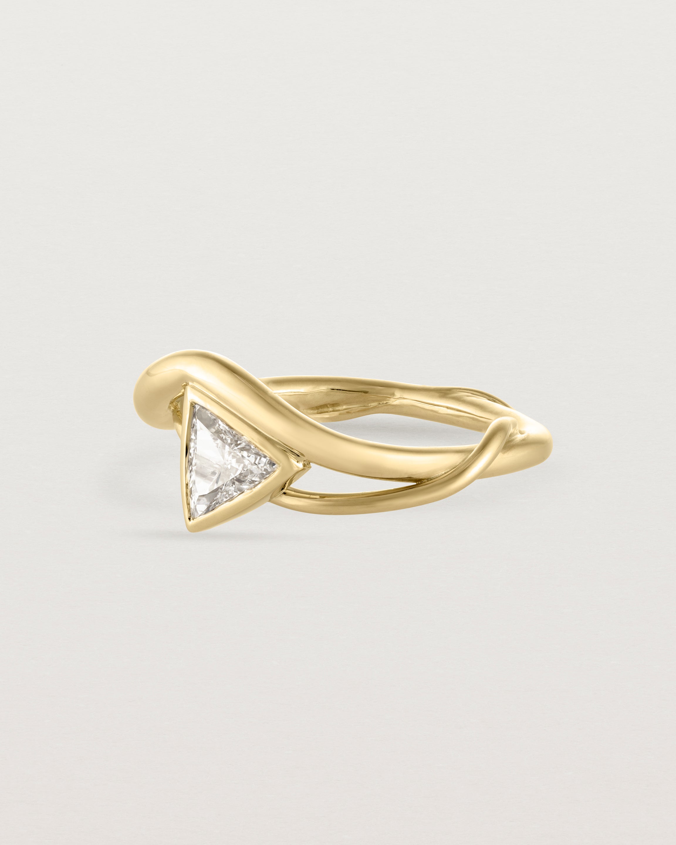 Angled view of the Calla Ring | Diamond.