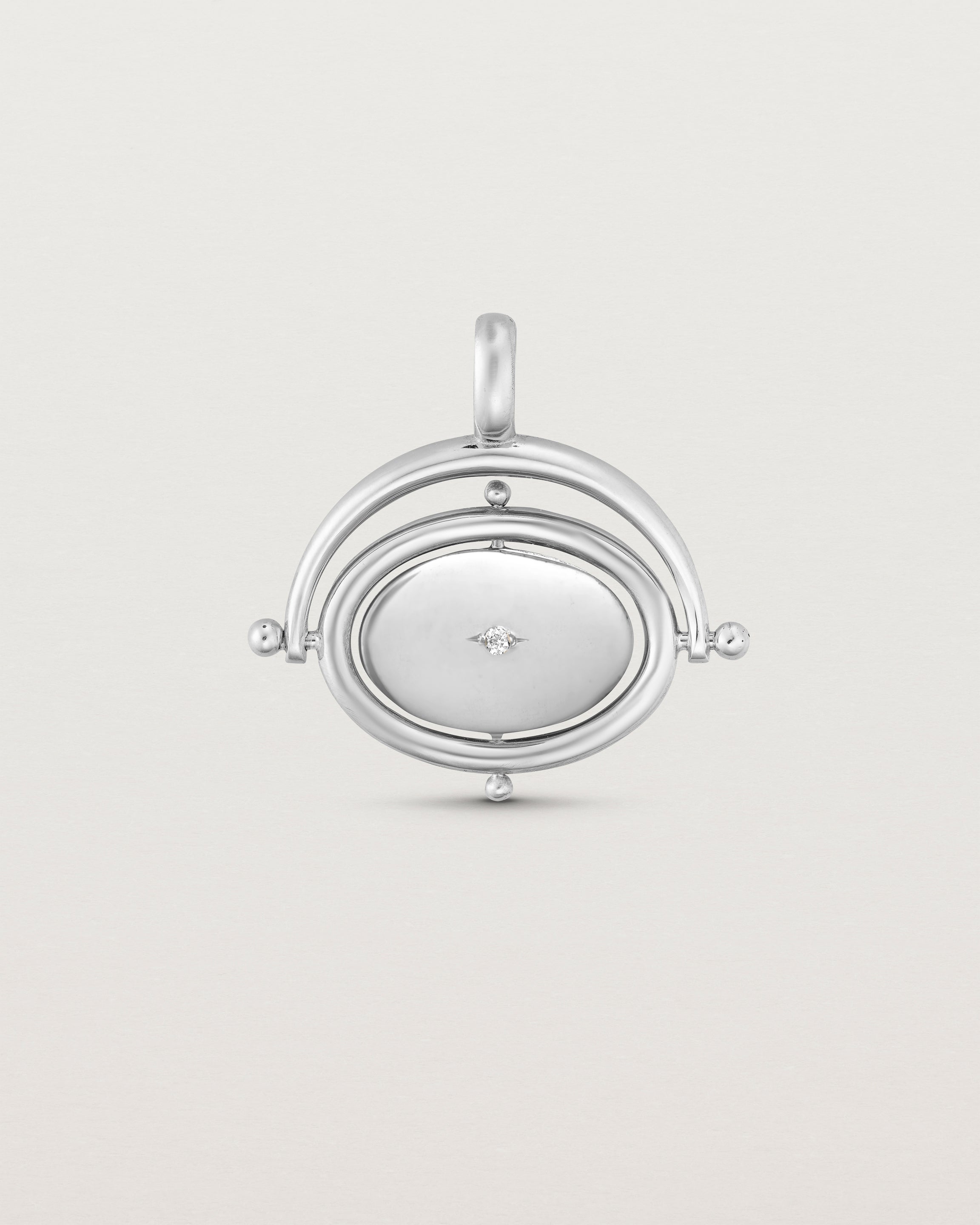 Ora Charm