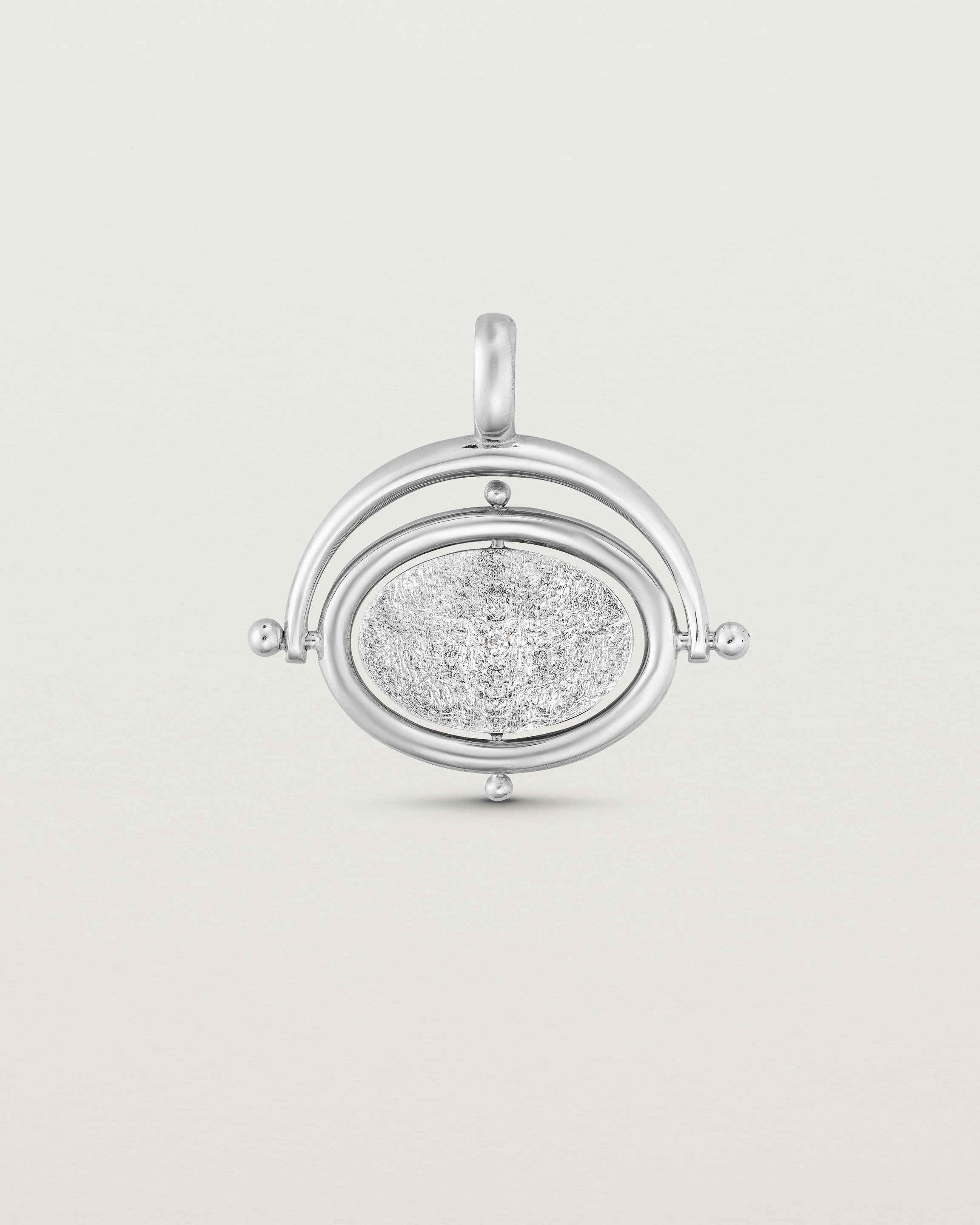 Ora Charm