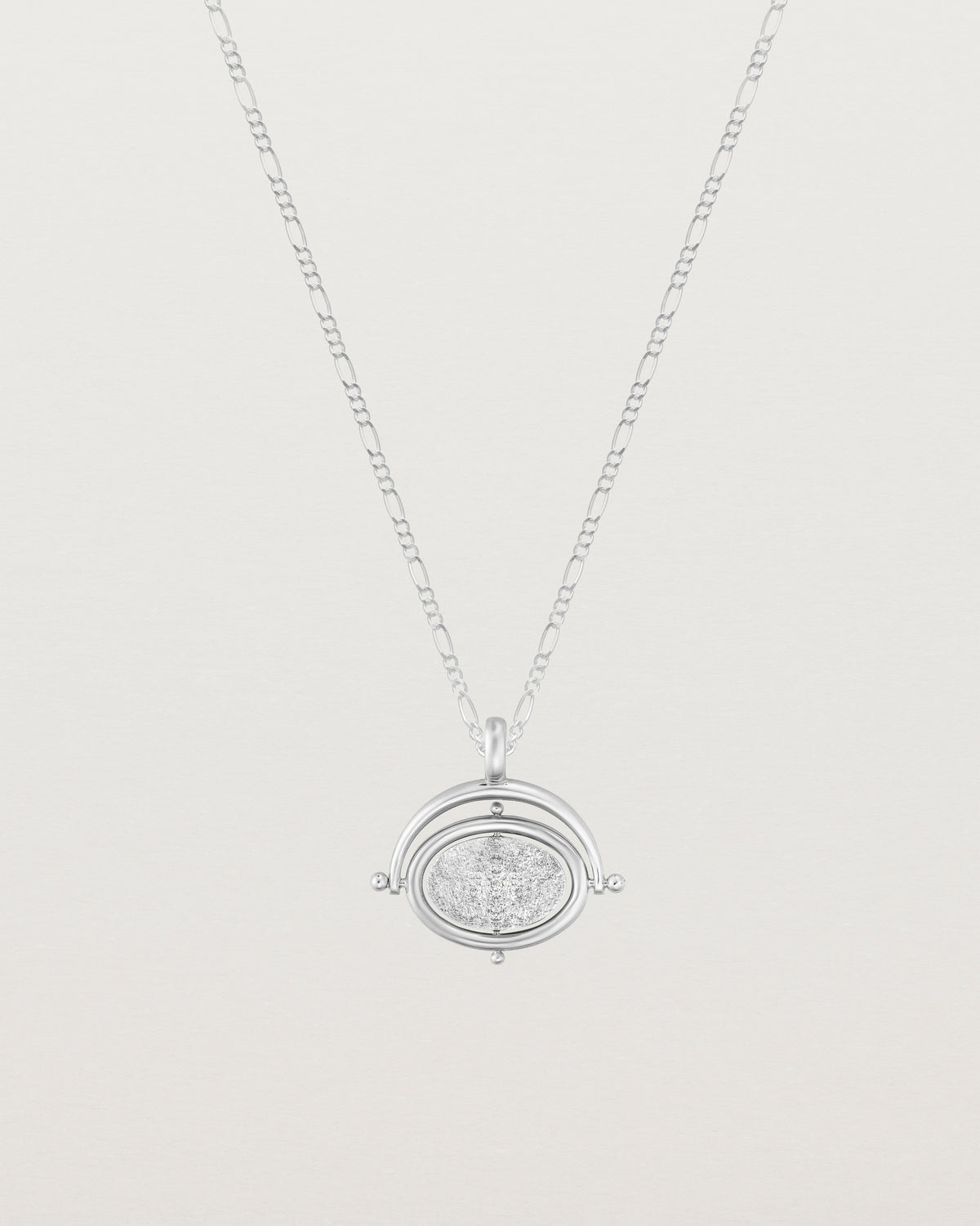 Ora Necklace