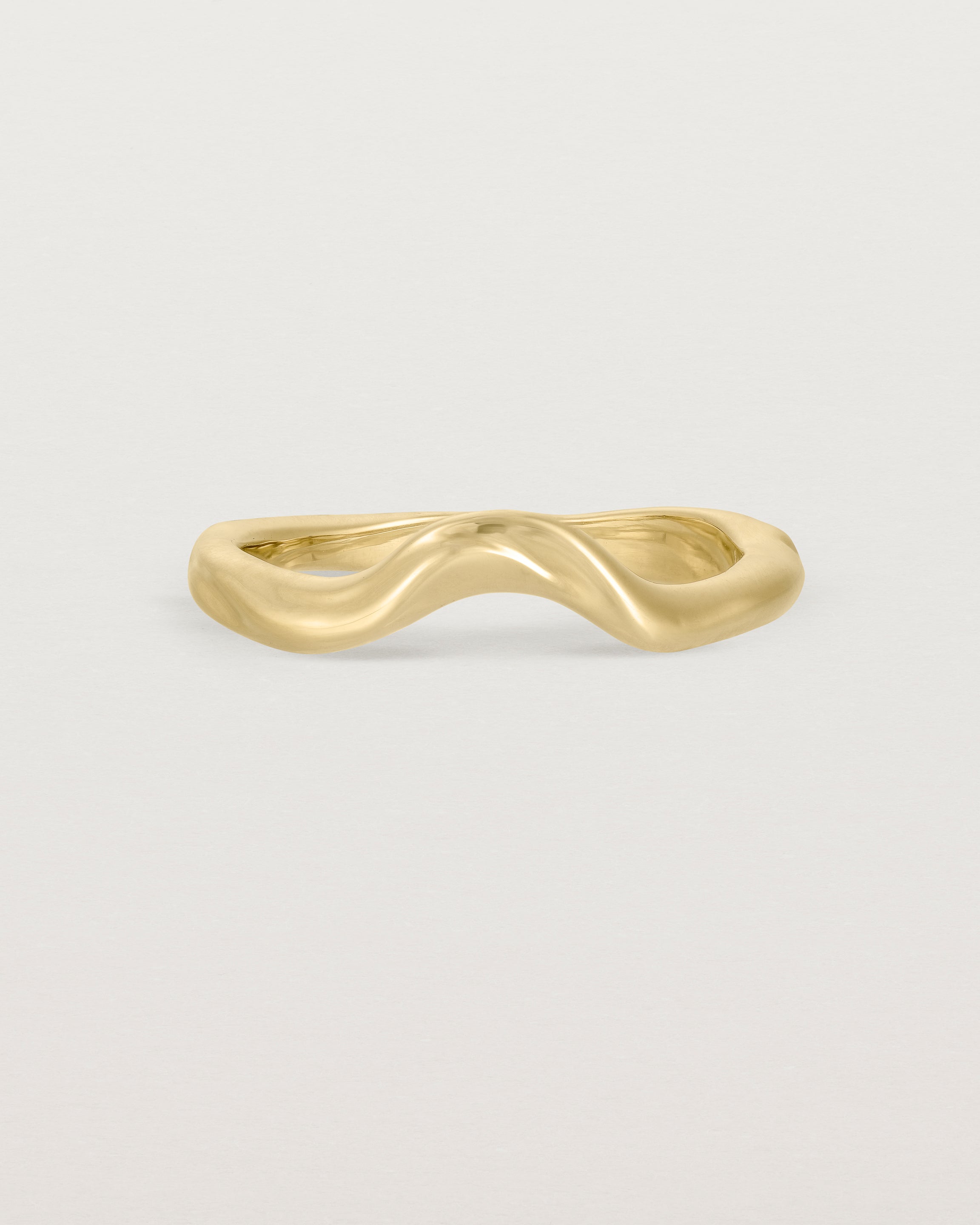 Front view of the Organic Crown Ring | Fit Ⅰ | Yellow Gold.