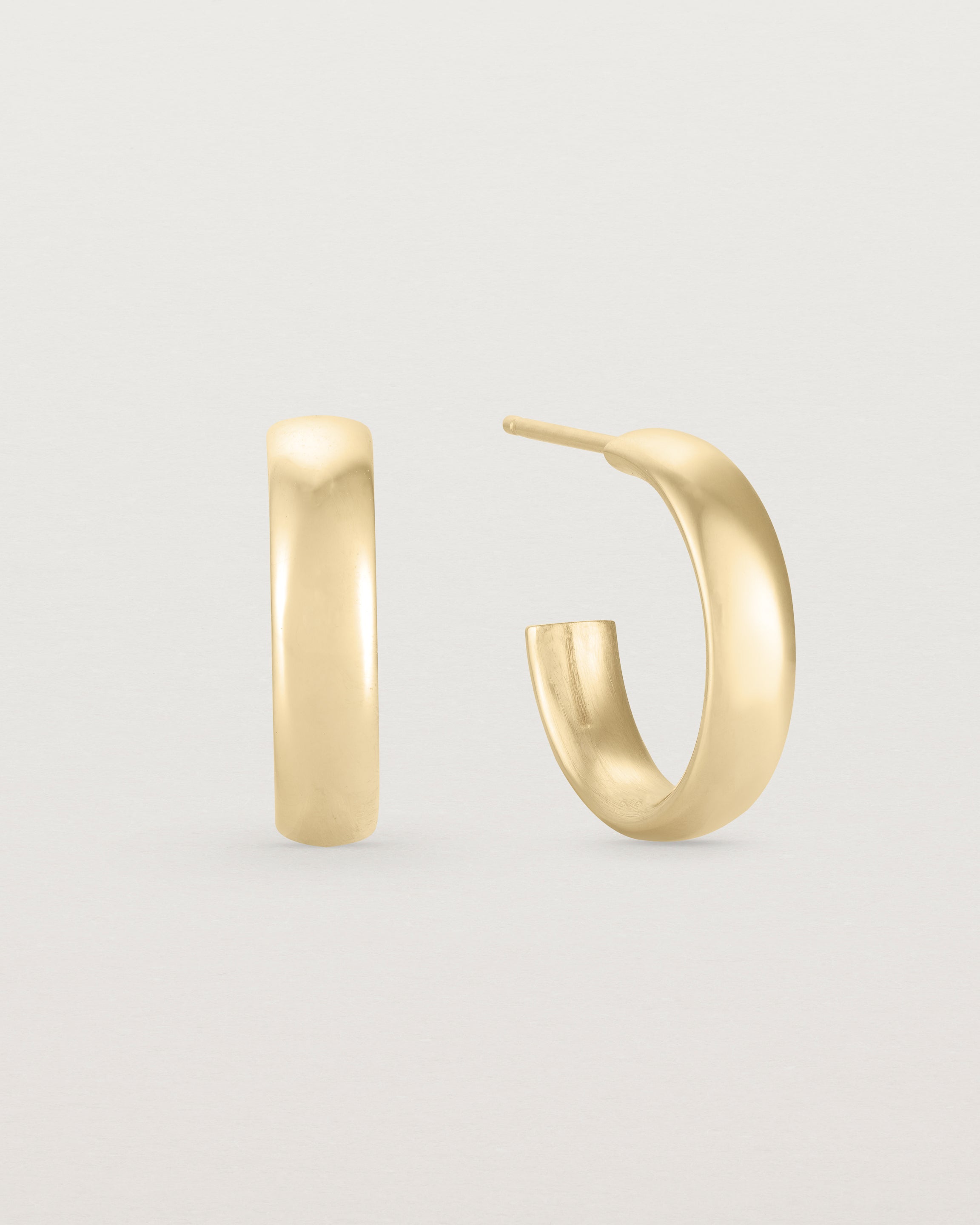 A pair of Petite Ellipse Hoops | Yellow Gold