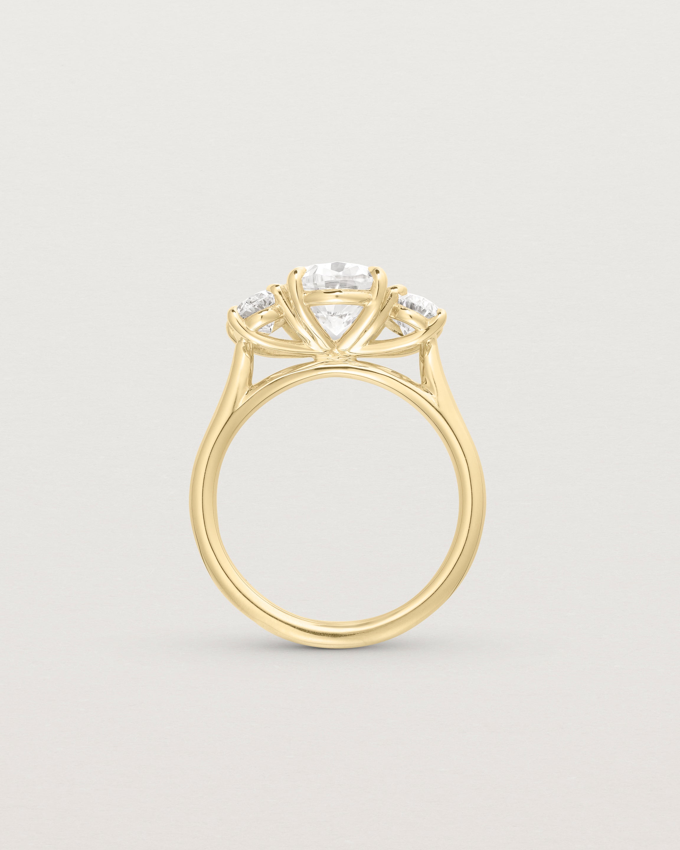 Signature Oval Trio | Diamond