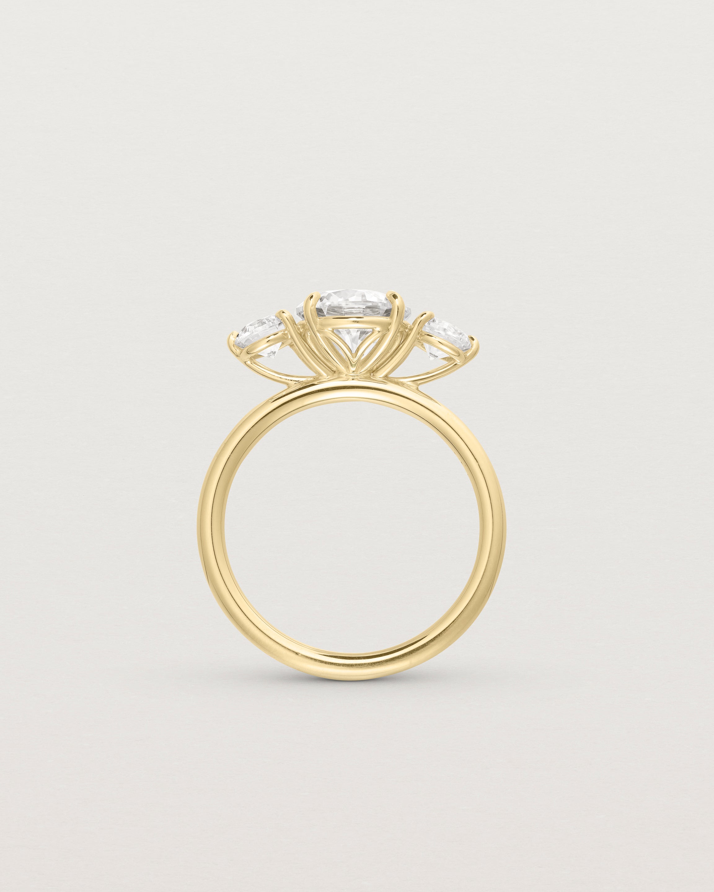 Tulip Round Trio | Diamond