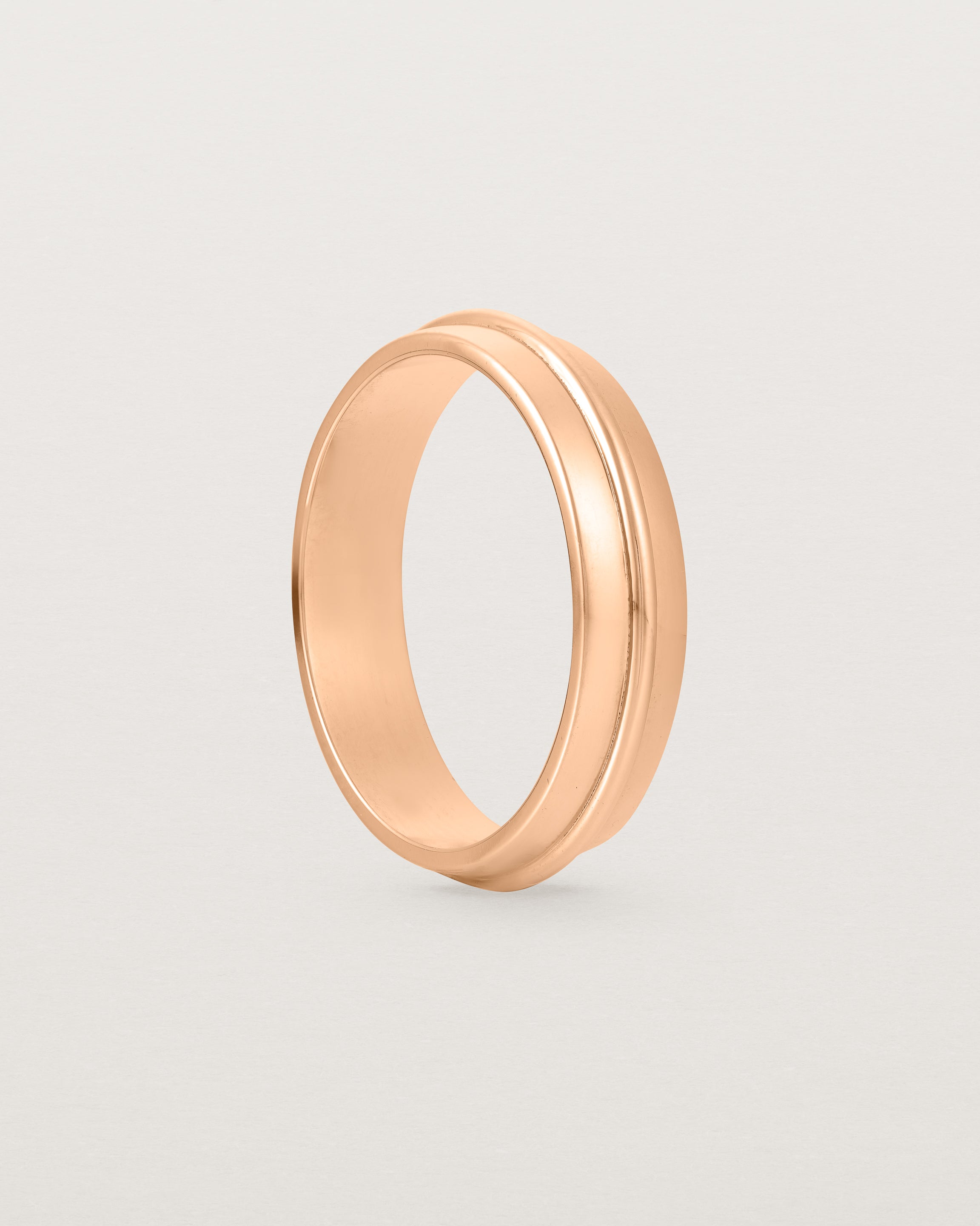 Standing view of the Seam Wedding Ring | 5mm | Rose Gold