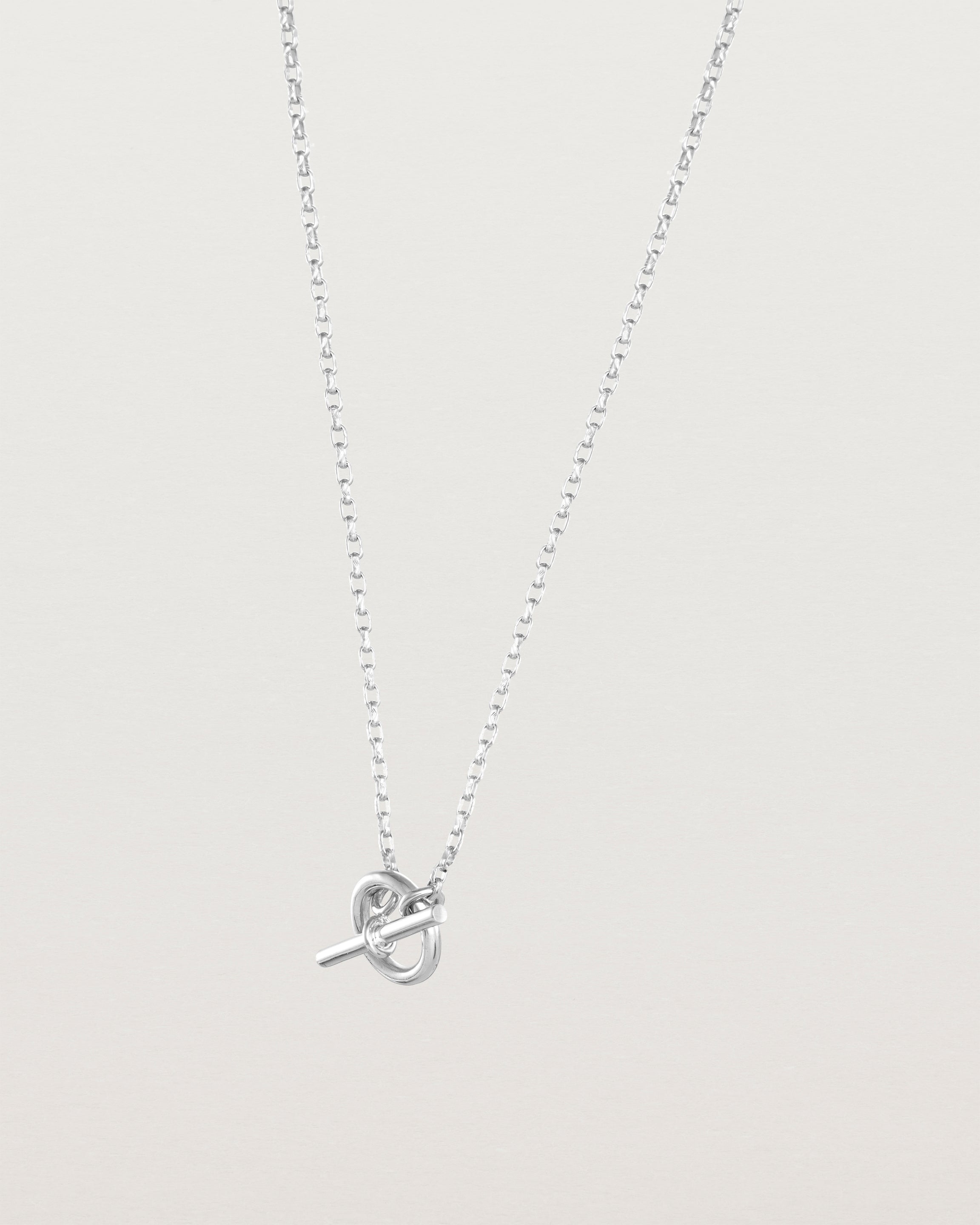 Angled view of the Terra Chain Necklace | Fine in white gold.