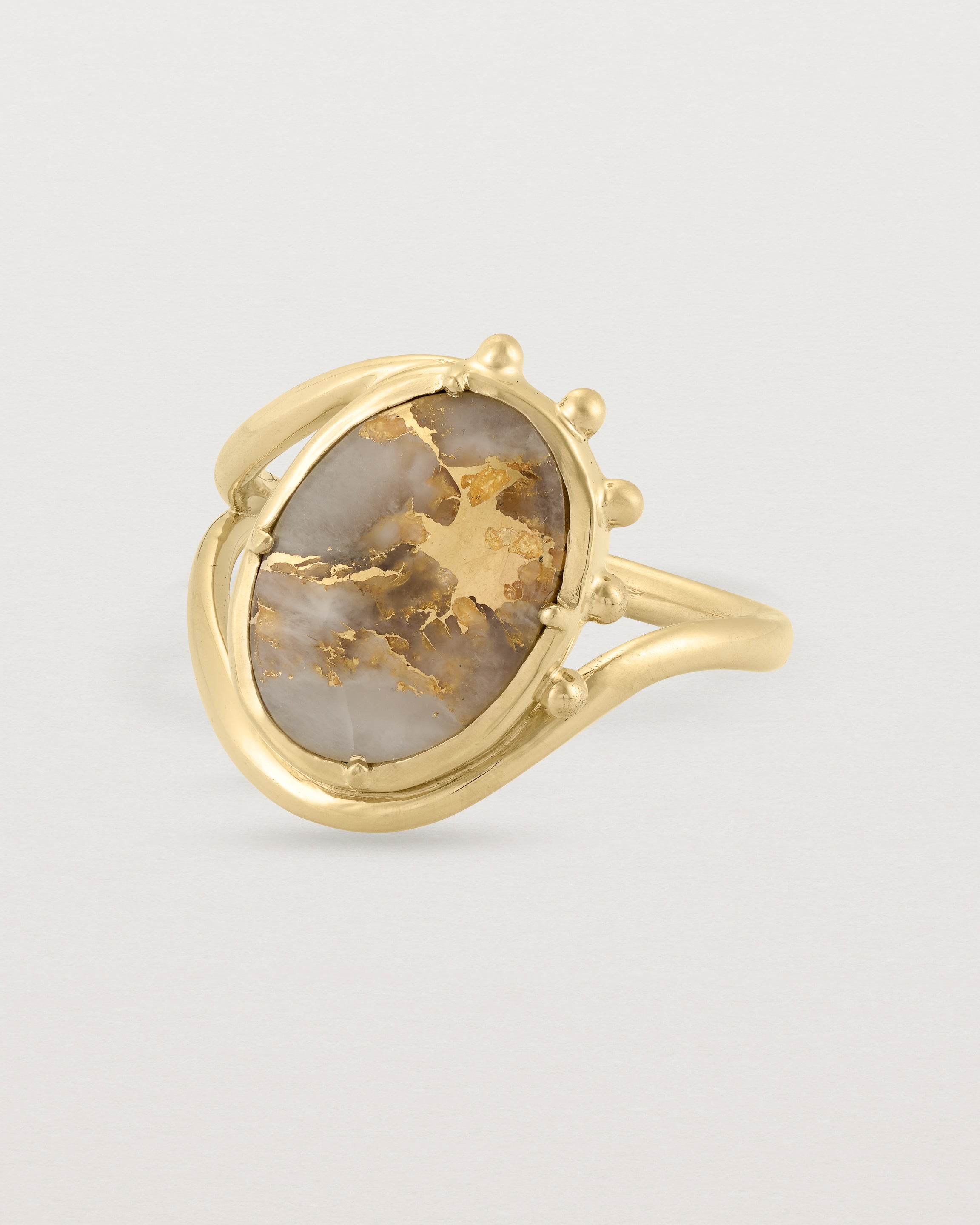 Front view of the Through Umber | Gold in Quartz | Yellow Gold.