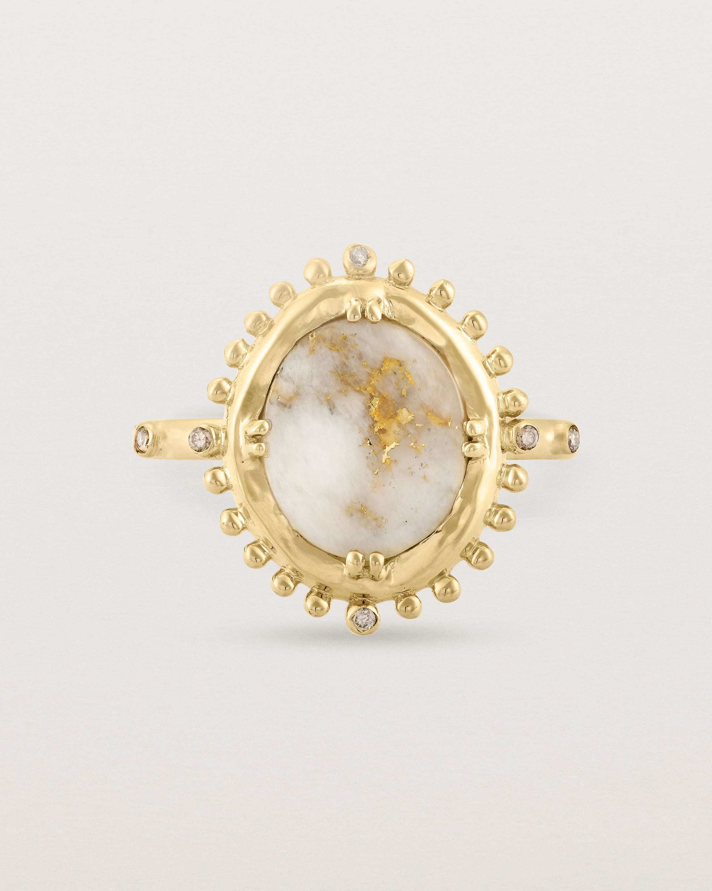 Front view of the Without a Compass | Gold in Quartz | Yellow Gold.