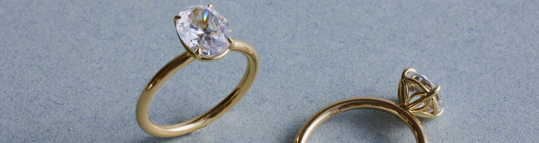 Signature Oval Solitaire | Diamond