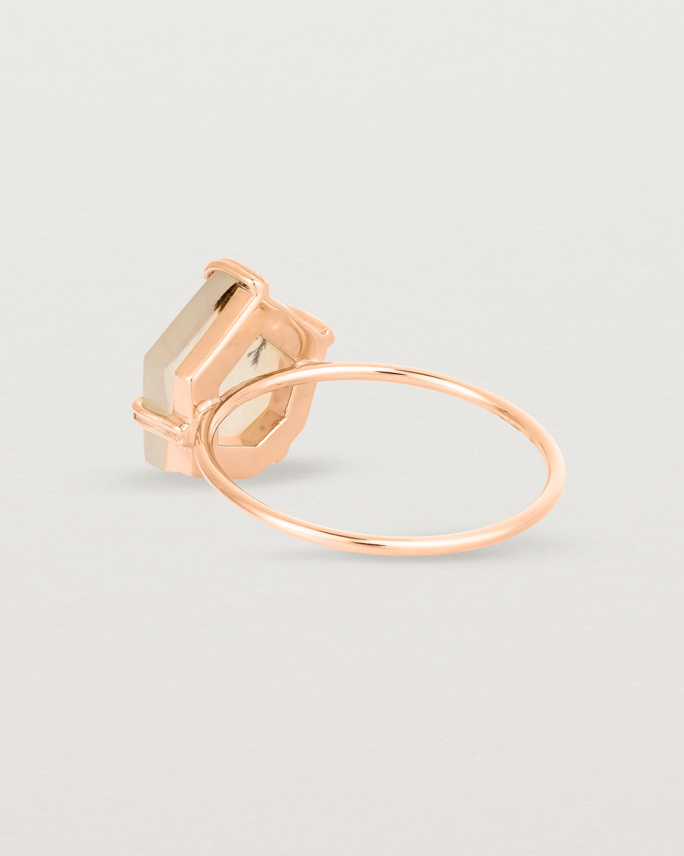 Agate stone ring in rose gold