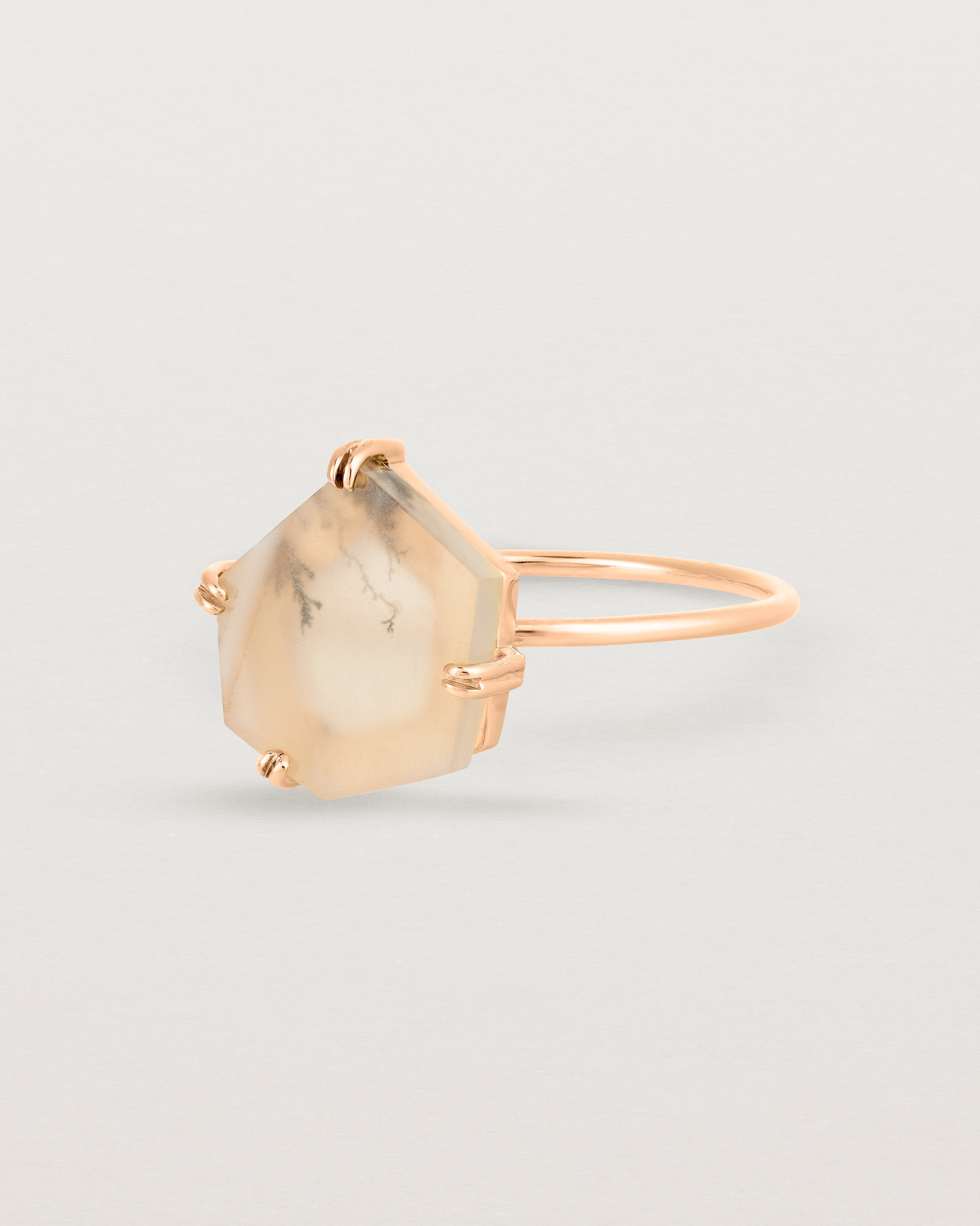 Agate stone ring in rose gold