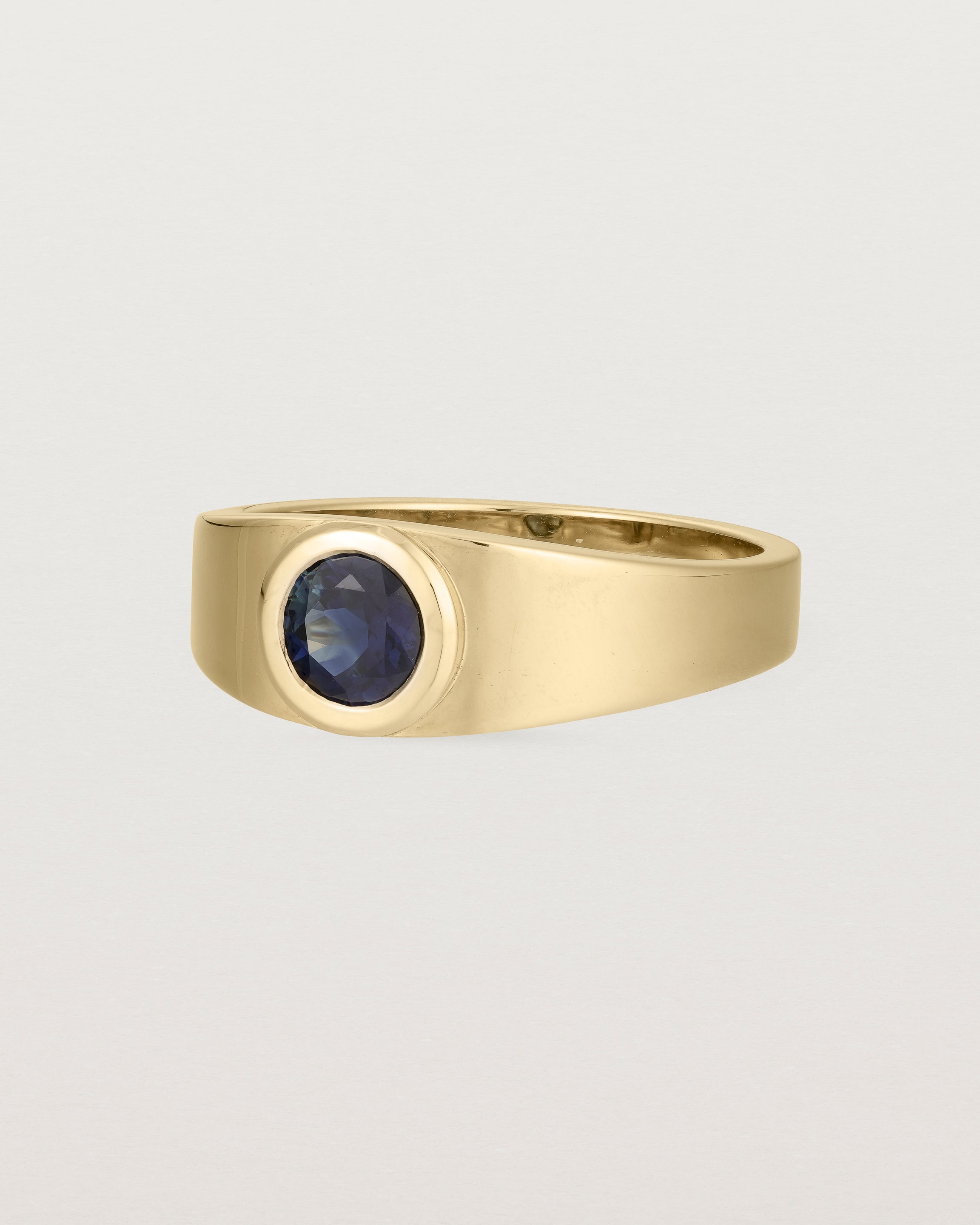 Angled view of the Amos Ring | Australian Sapphire in Yellow Gold.
